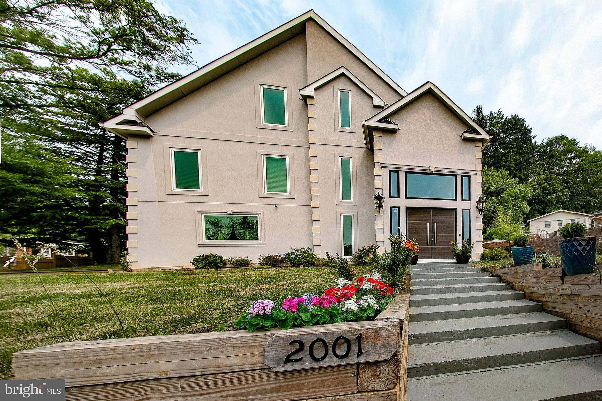 Arlington, VA 22202,2001 ARMY NAVY DR