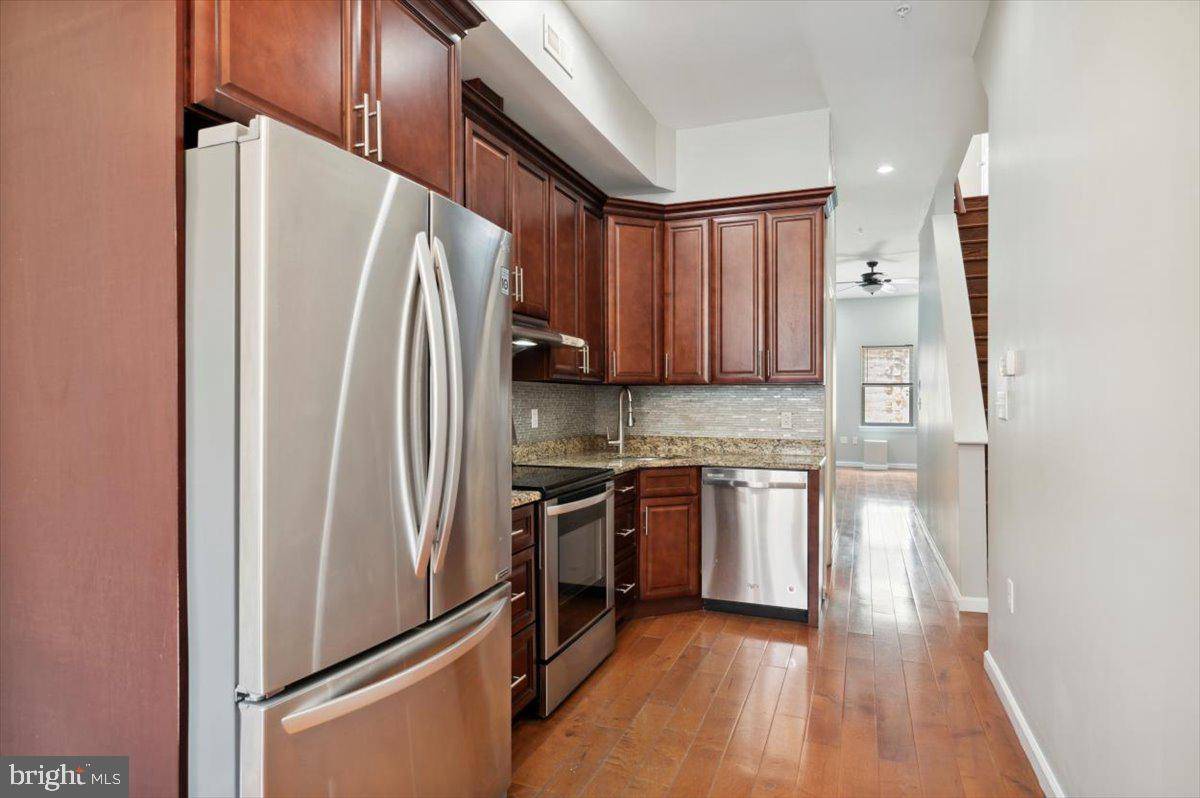 Philadelphia, PA 19147,528 S 13TH ST #1
