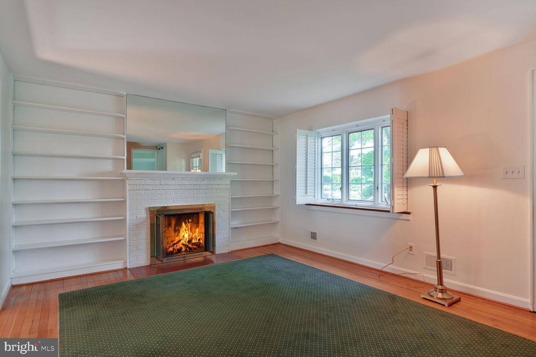 Bethesda, MD 20816,5811 AUGUSTA LN