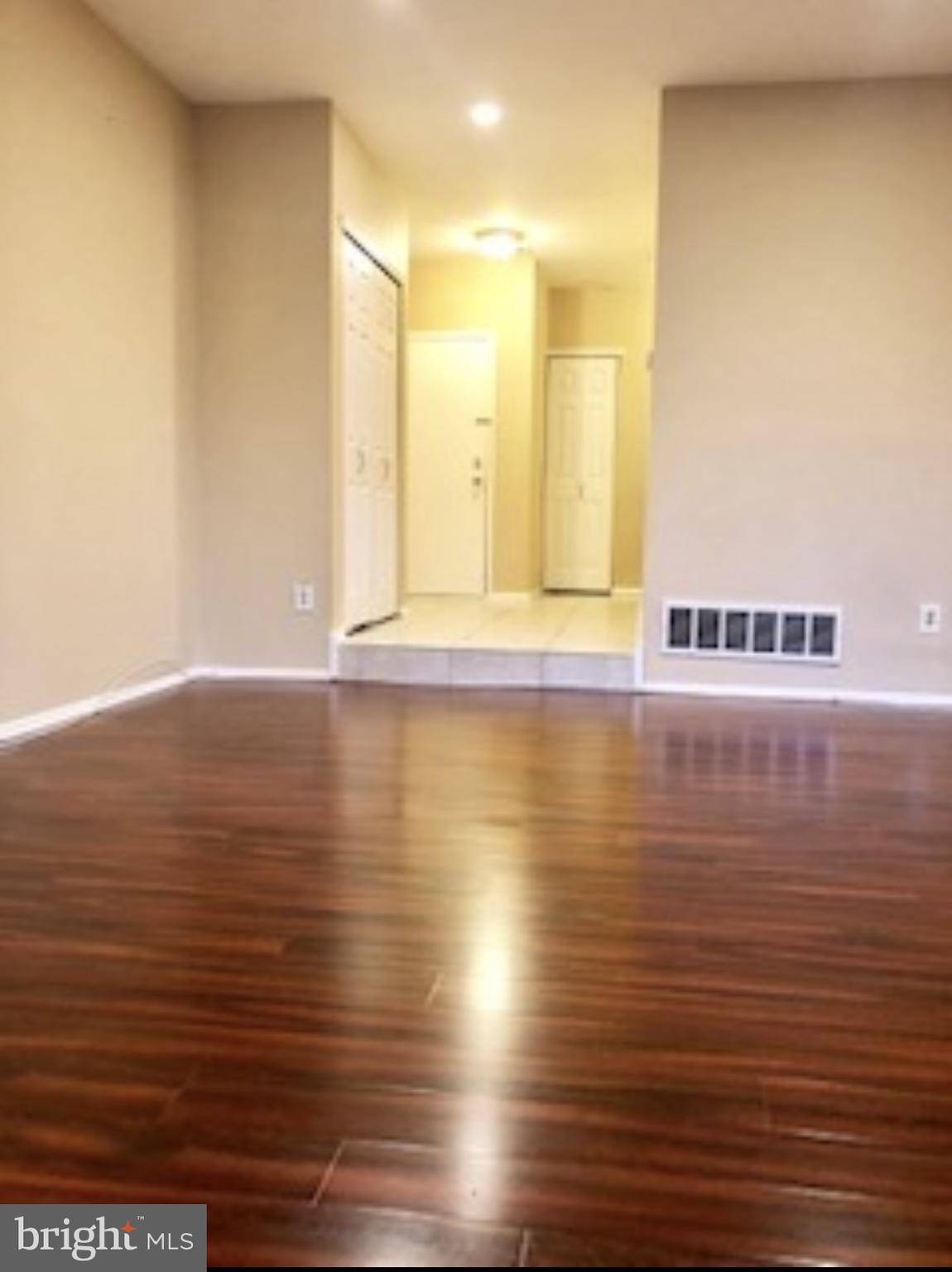 Philadelphia, PA 19116,301 BYBERRY RD #G16