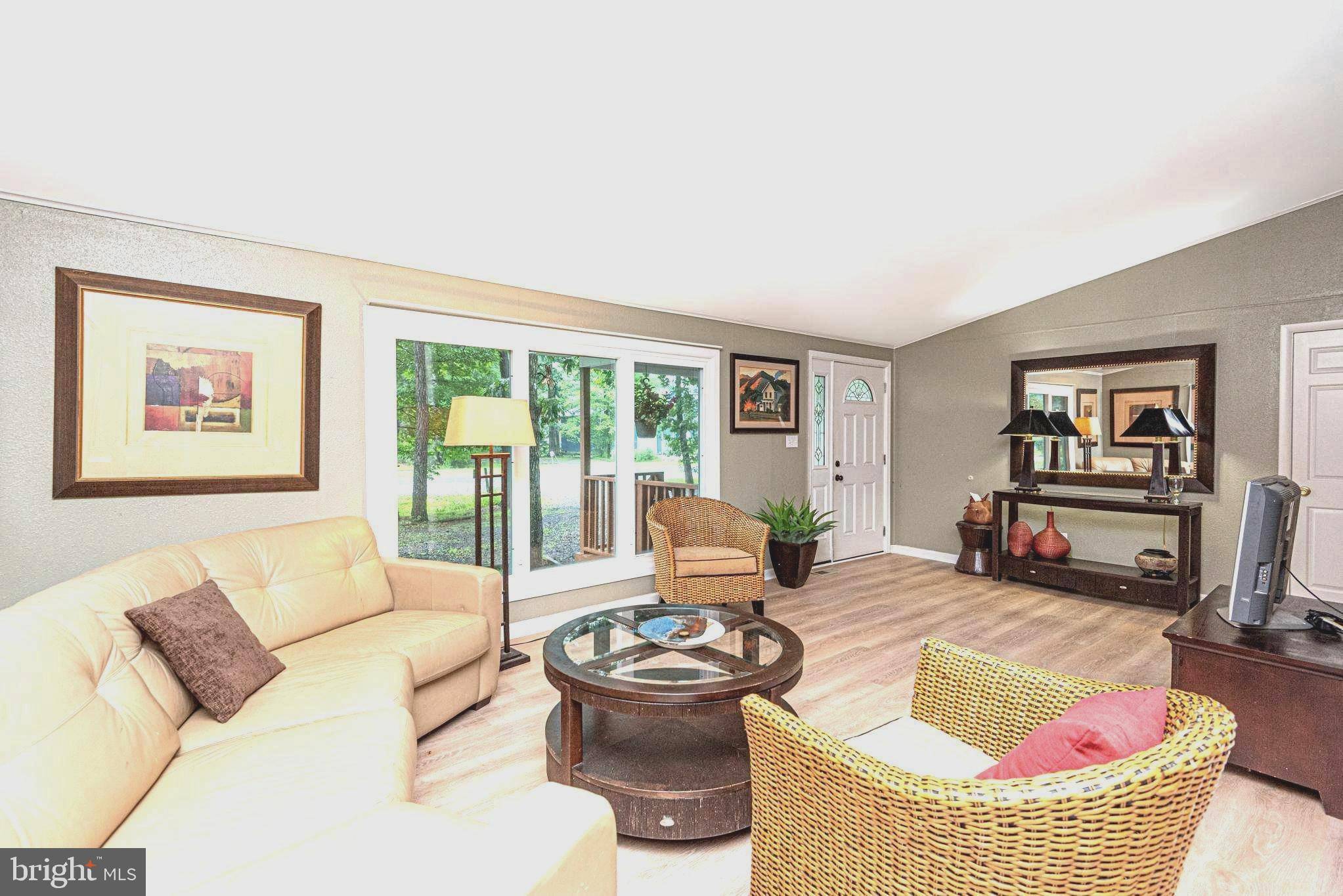 Ocean Pines, MD 21811,756 OCEAN PKWY