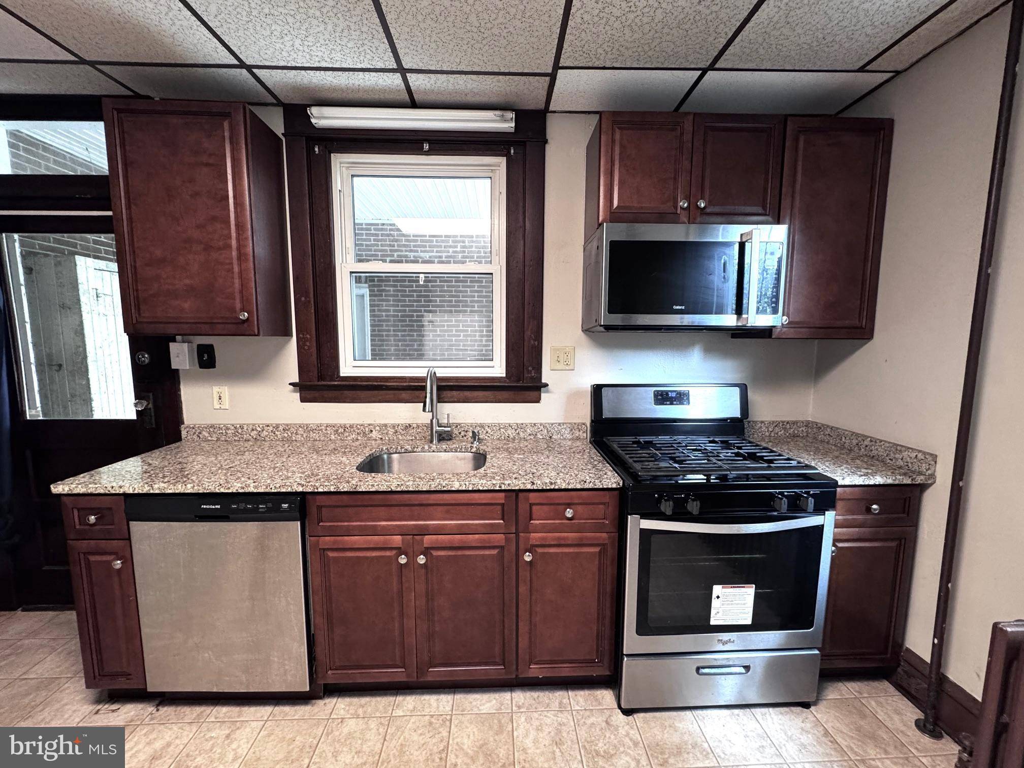 Coopersburg, PA 18036,113 S MAIN ST