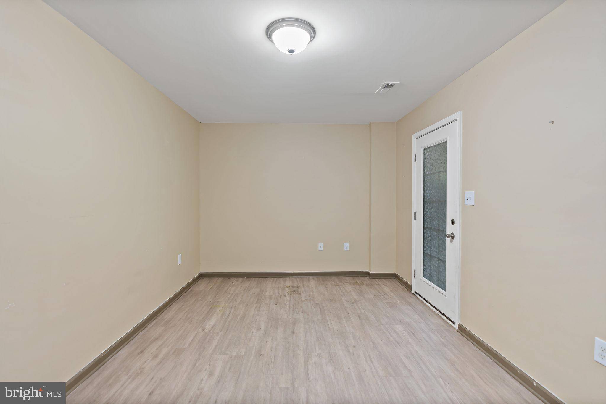 Martinsburg, WV 25404,132 FURLONG WAY