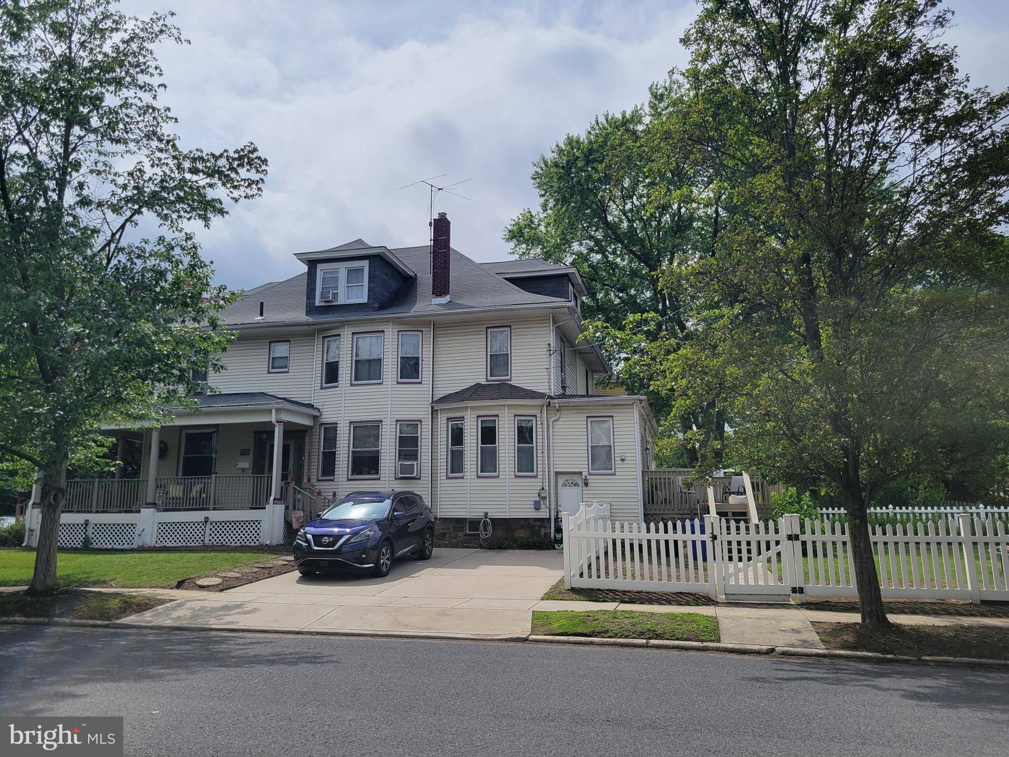 Collingswood, NJ 08108,923 ORIENTAL AVE