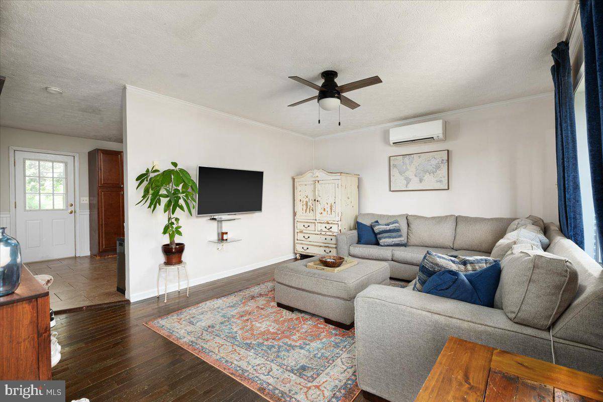 Winchester, VA 22602,213 LITTLE RIVER DR