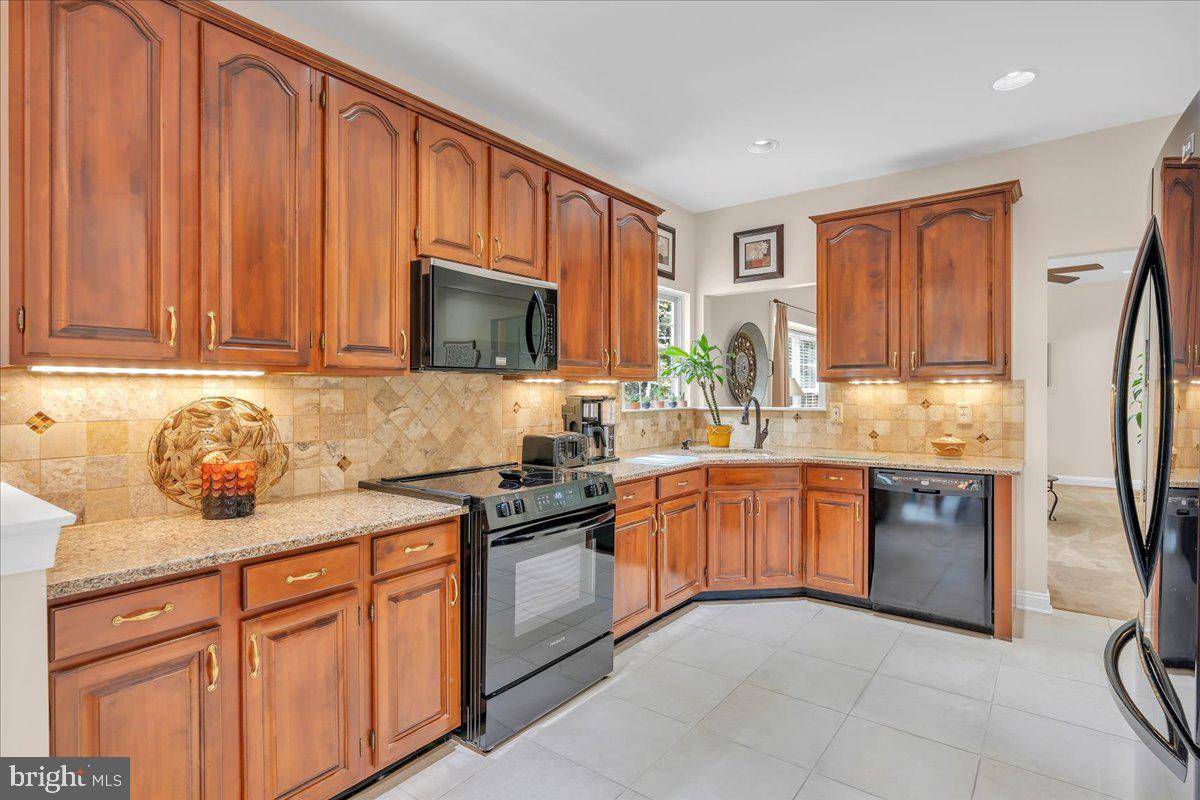 Voorhees, NJ 08043,3026 5TH ST S