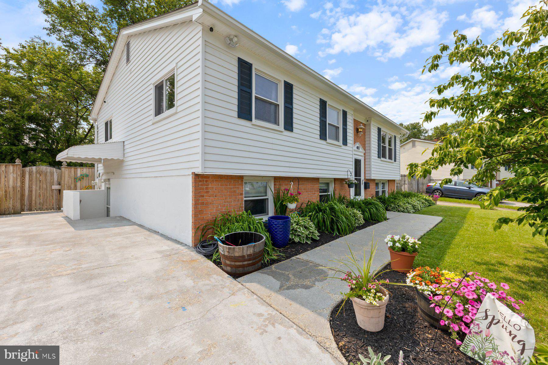 Odenton, MD 21113,483 RITA DR