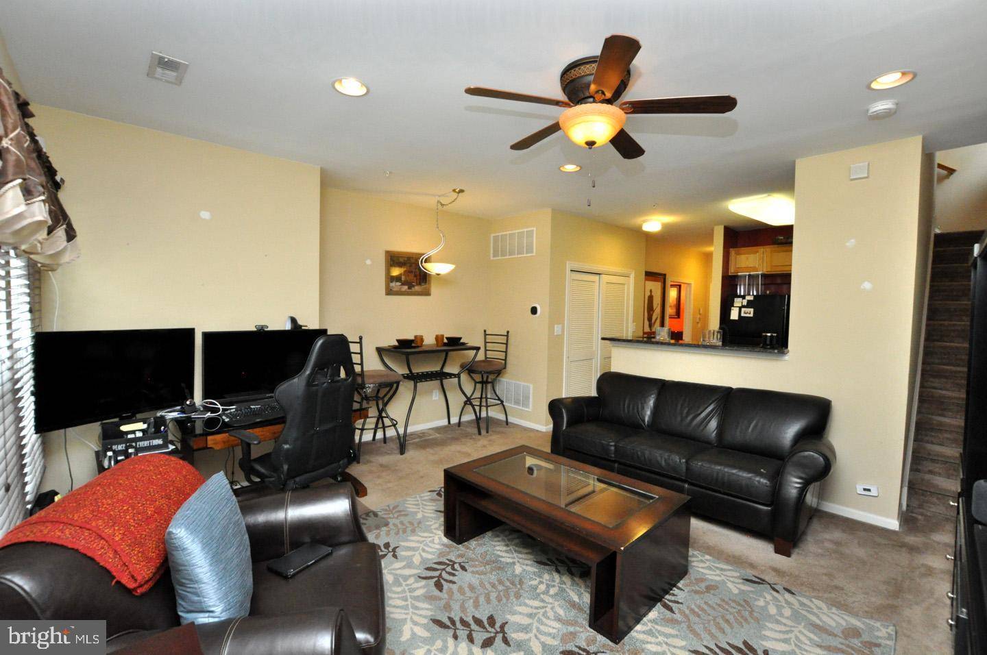 Delanco, NJ 08075,18 SWAN CT