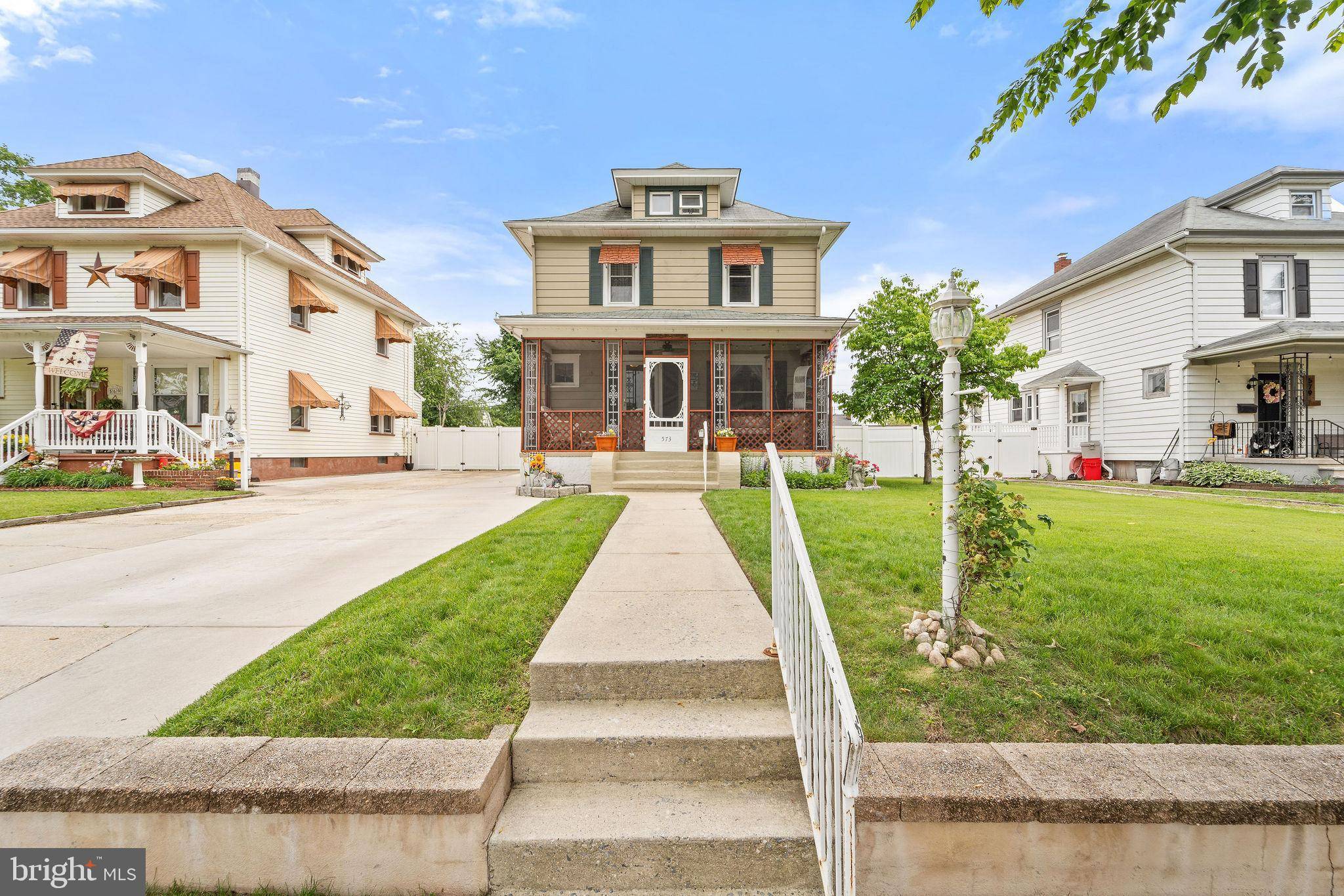 Paulsboro, NJ 08066,573 BEACON AVE