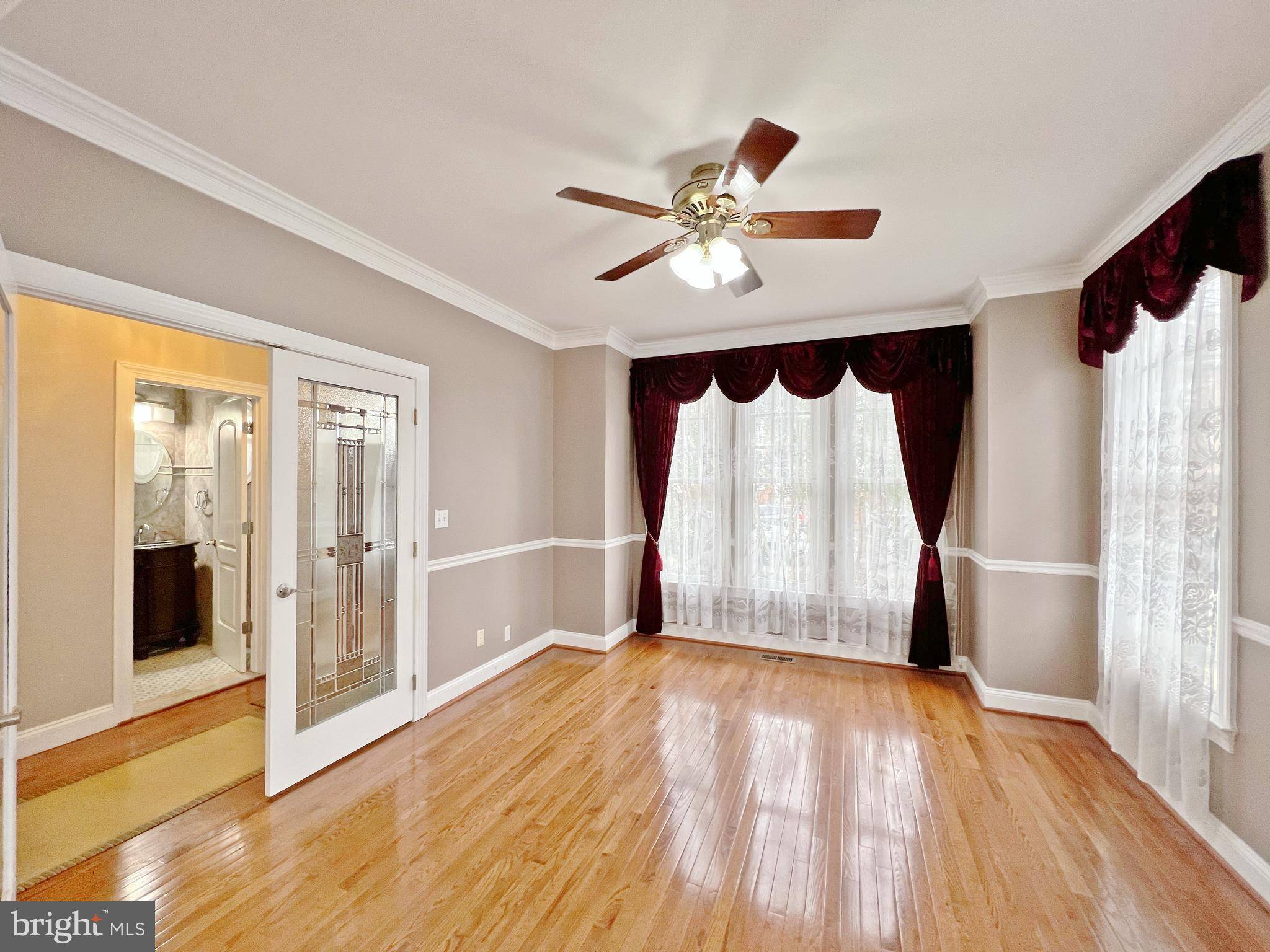 Arlington, VA 22201,1209 N VERNON ST
