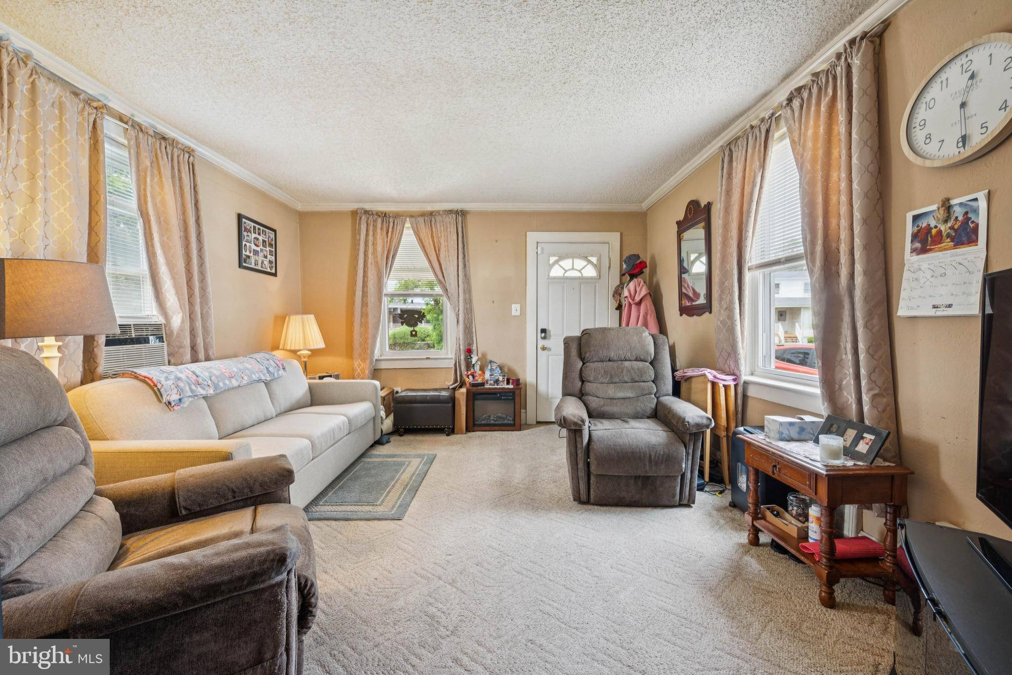 Pennsauken, NJ 08110,7904 DAY AVE