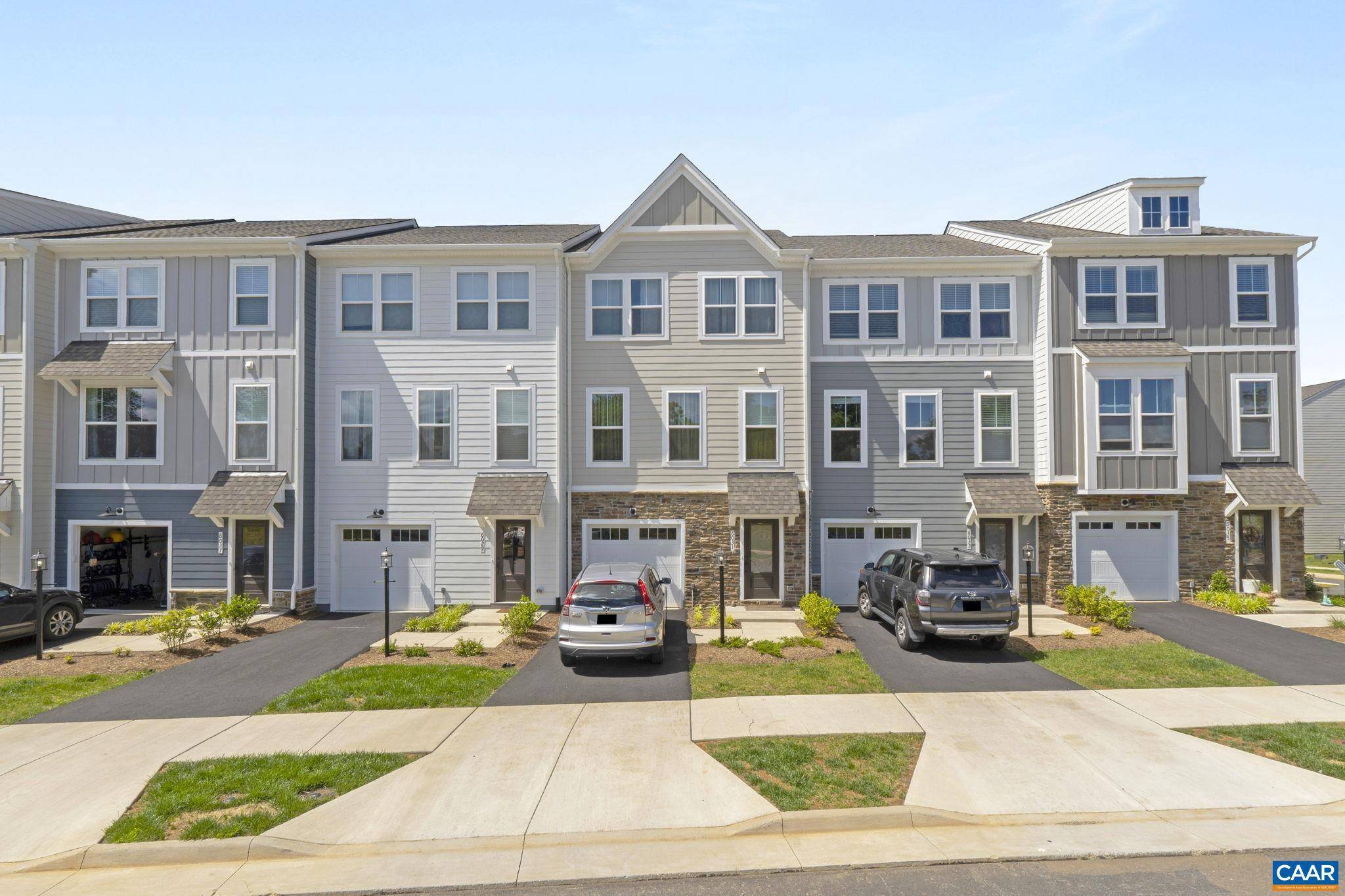 Crozet, VA 22932,6031 MCCOMB ST