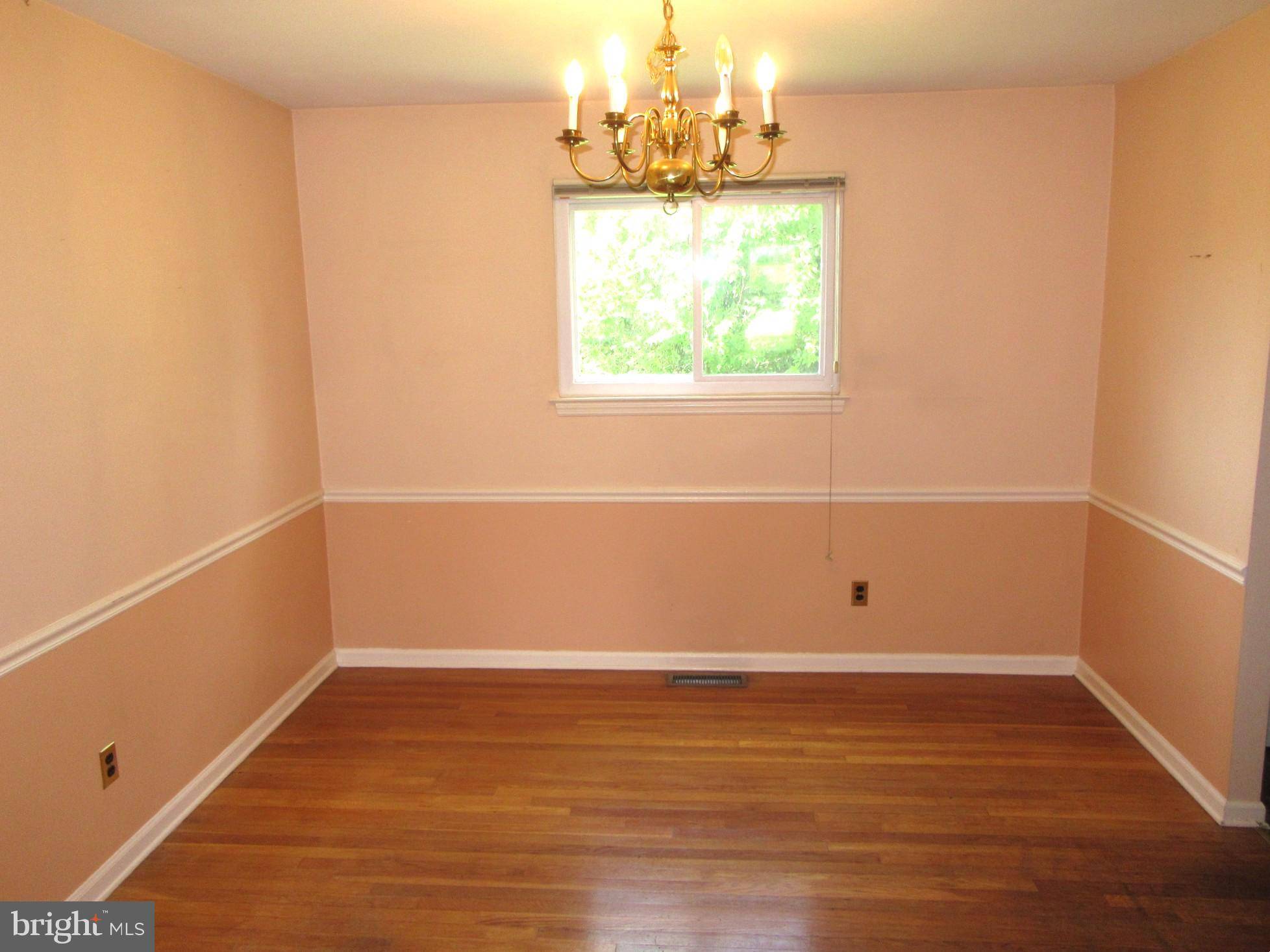 Hockessin, DE 19707,515 HEMINGWAY DR