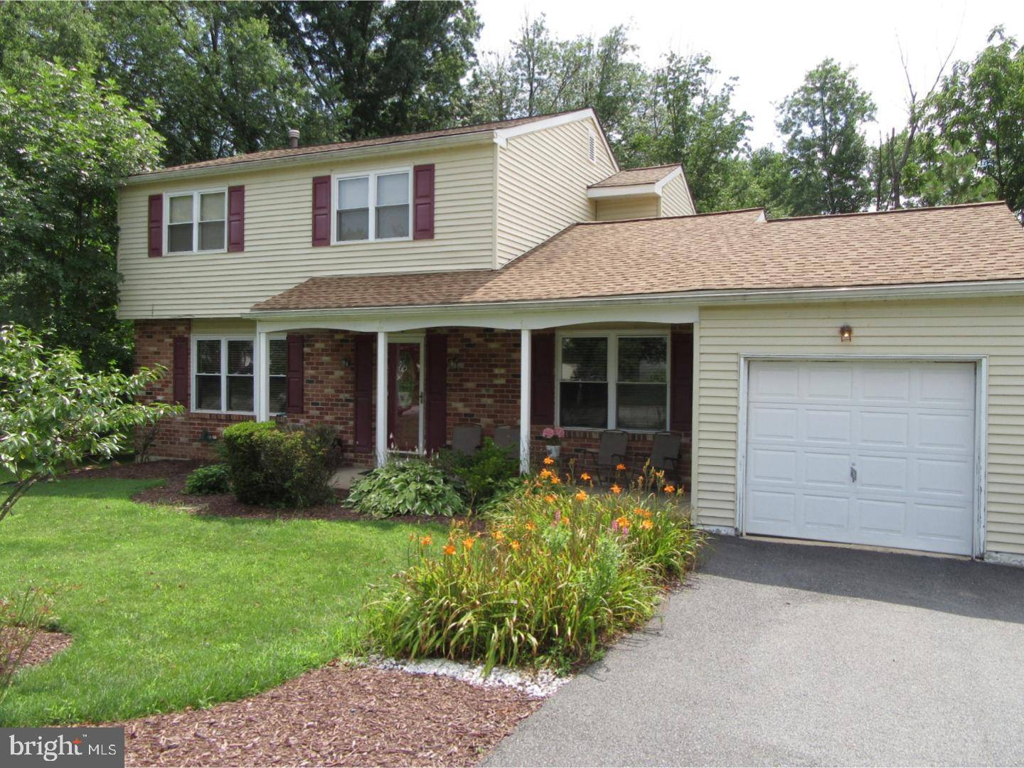 Hockessin, DE 19707,515 HEMINGWAY DR