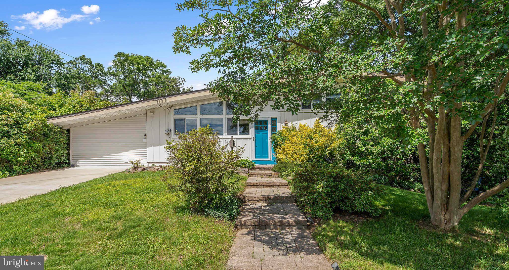 Alexandria, VA 22310,4006 JAVINS DR