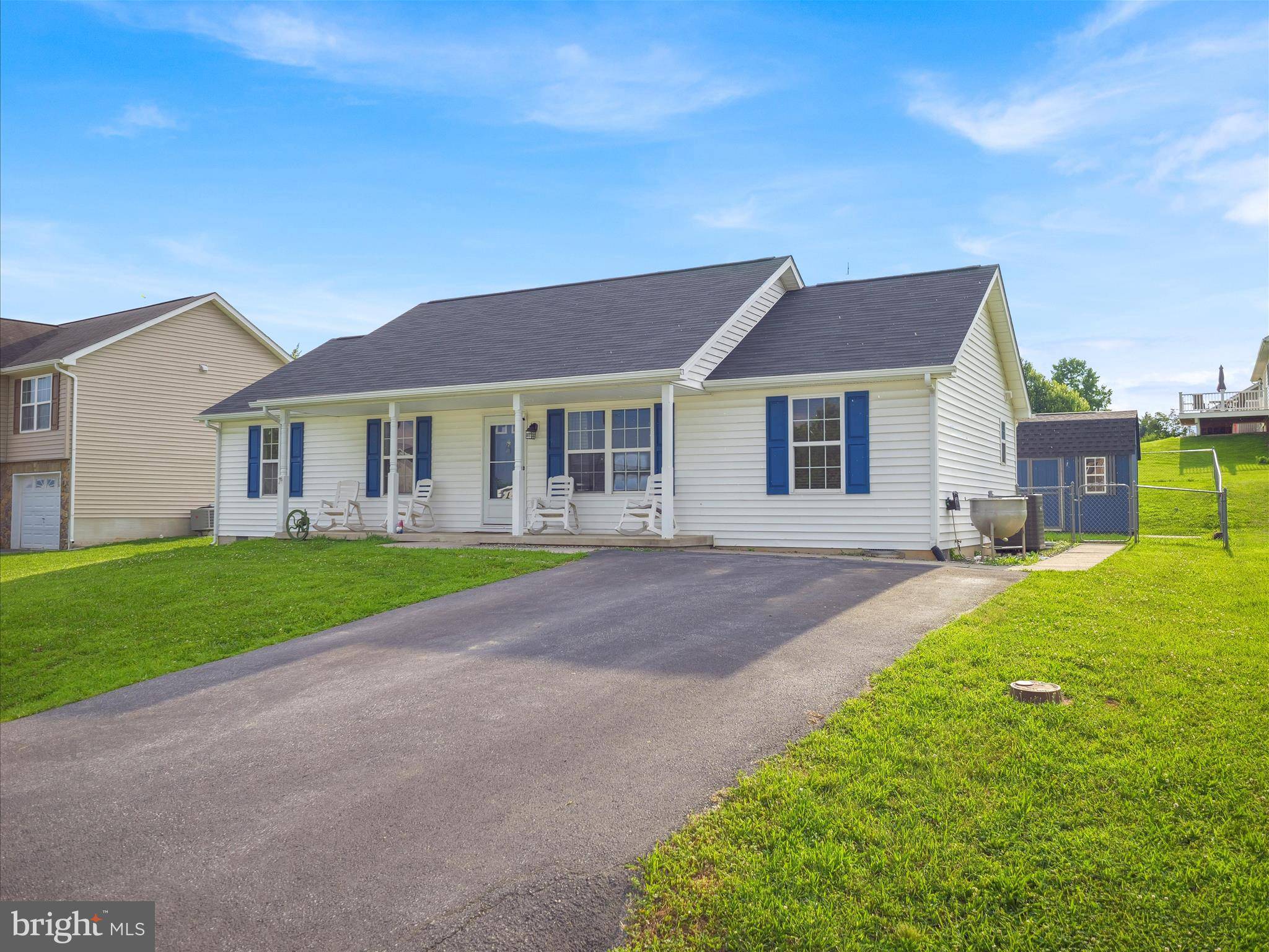 Martinsburg, WV 25403,294 DINALI DR