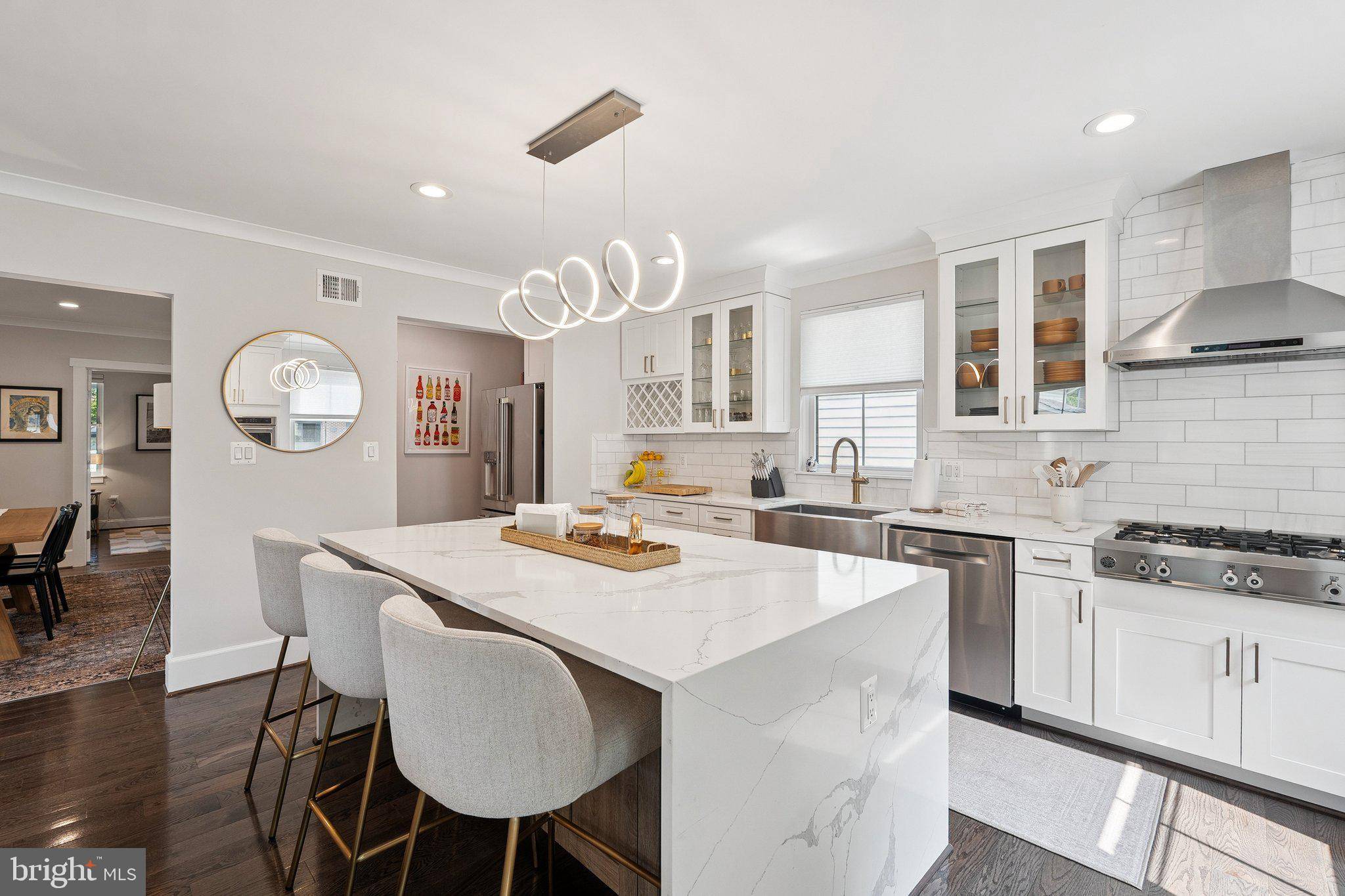 Arlington, VA 22201,705 N BARTON ST