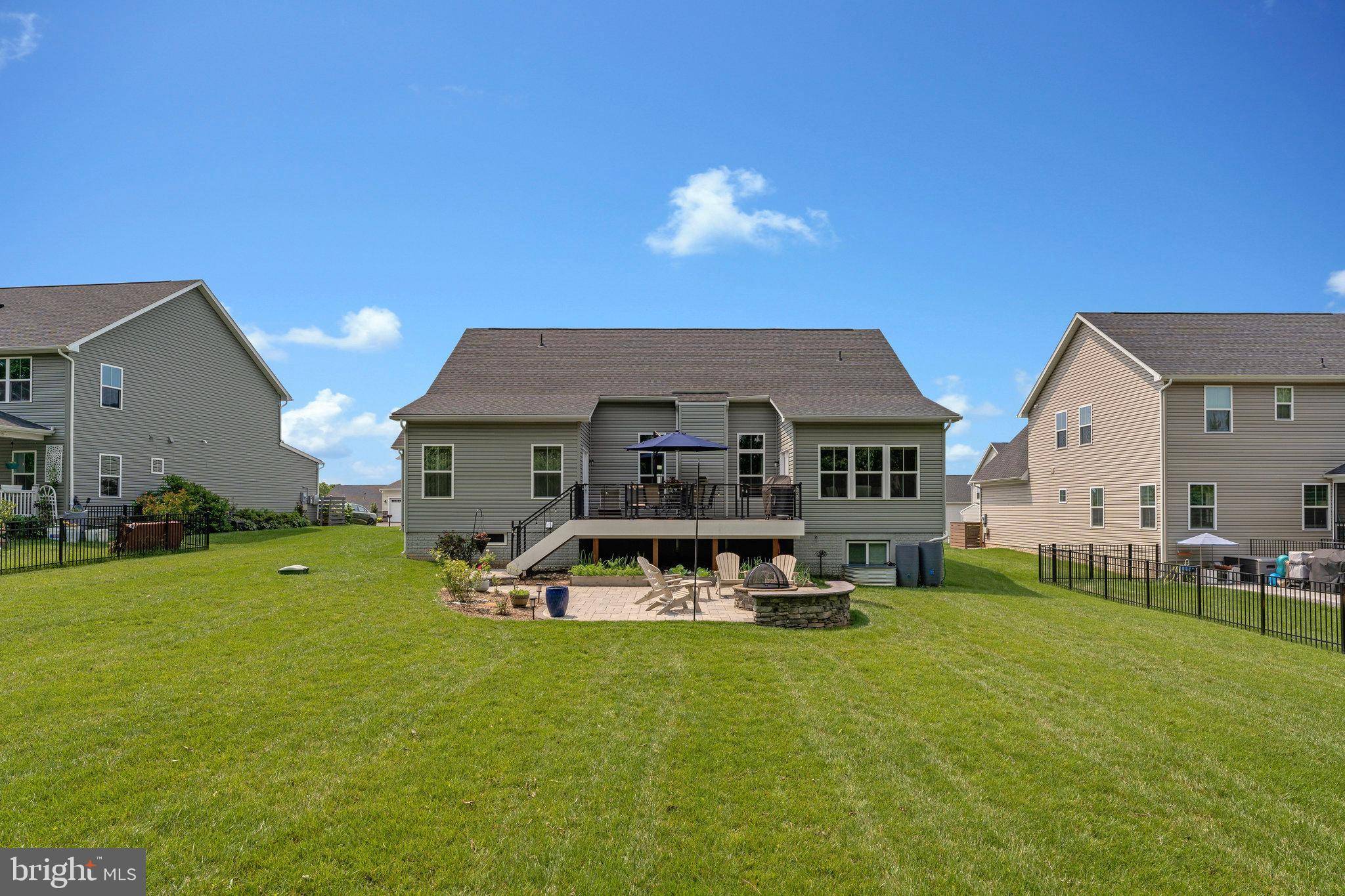 Round Hill, VA 20141,35758 CODY FARM DR