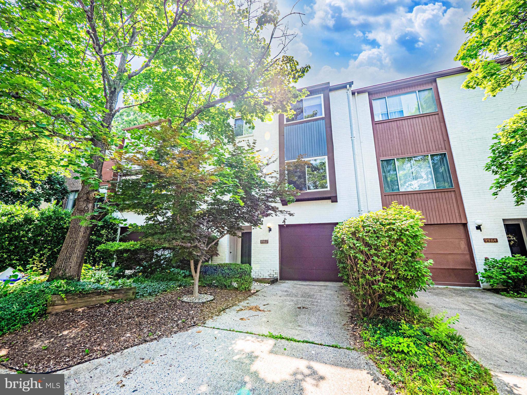 Montgomery Village, MD 20886,9962 LAKE LANDING