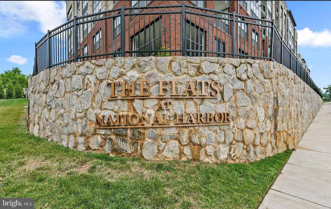 Oxon Hill, MD 20745,102 SAINT IVES PL #40202
