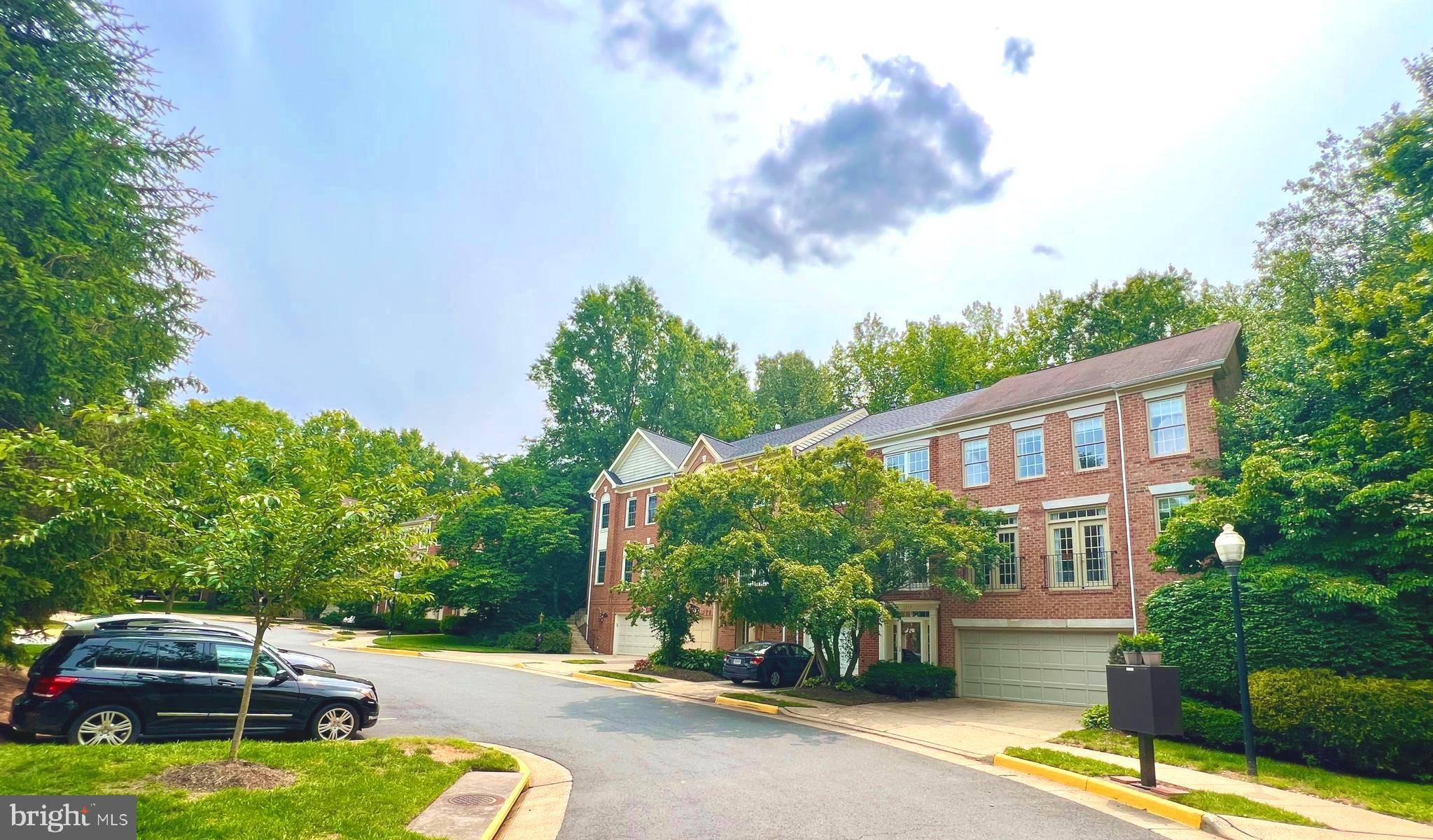 Reston, VA 20194,1310 SUNDIAL DR
