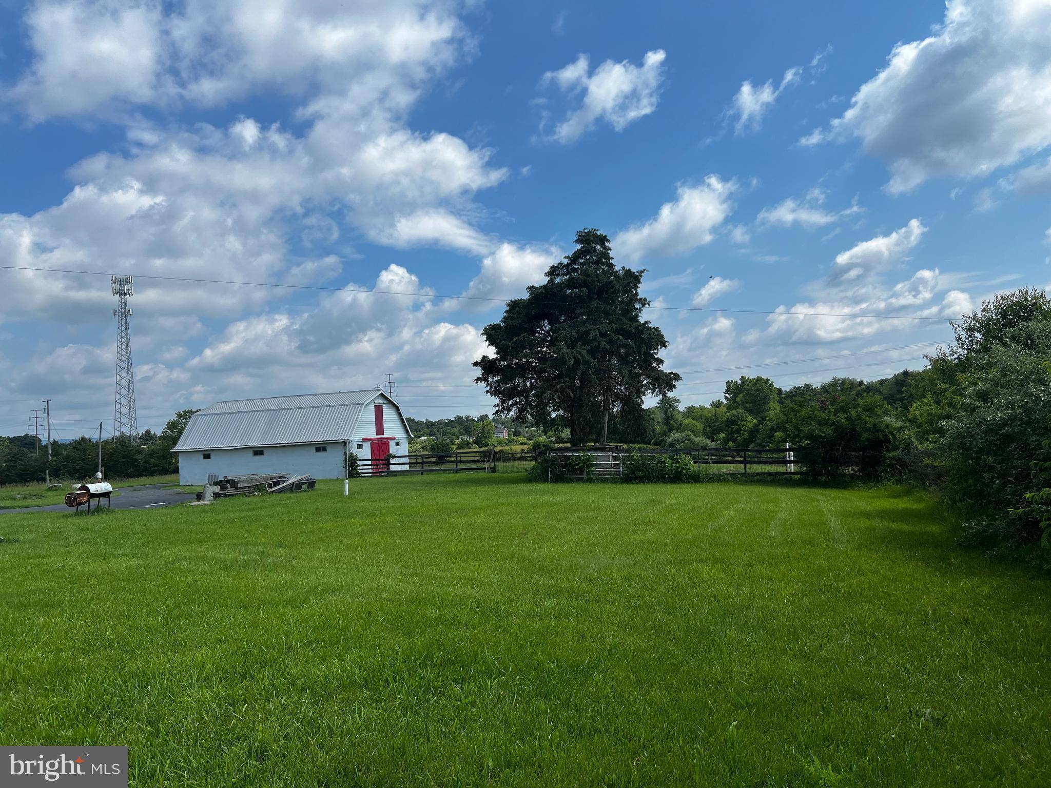 Inwood, WV 25428,253 CHESHIRE RD