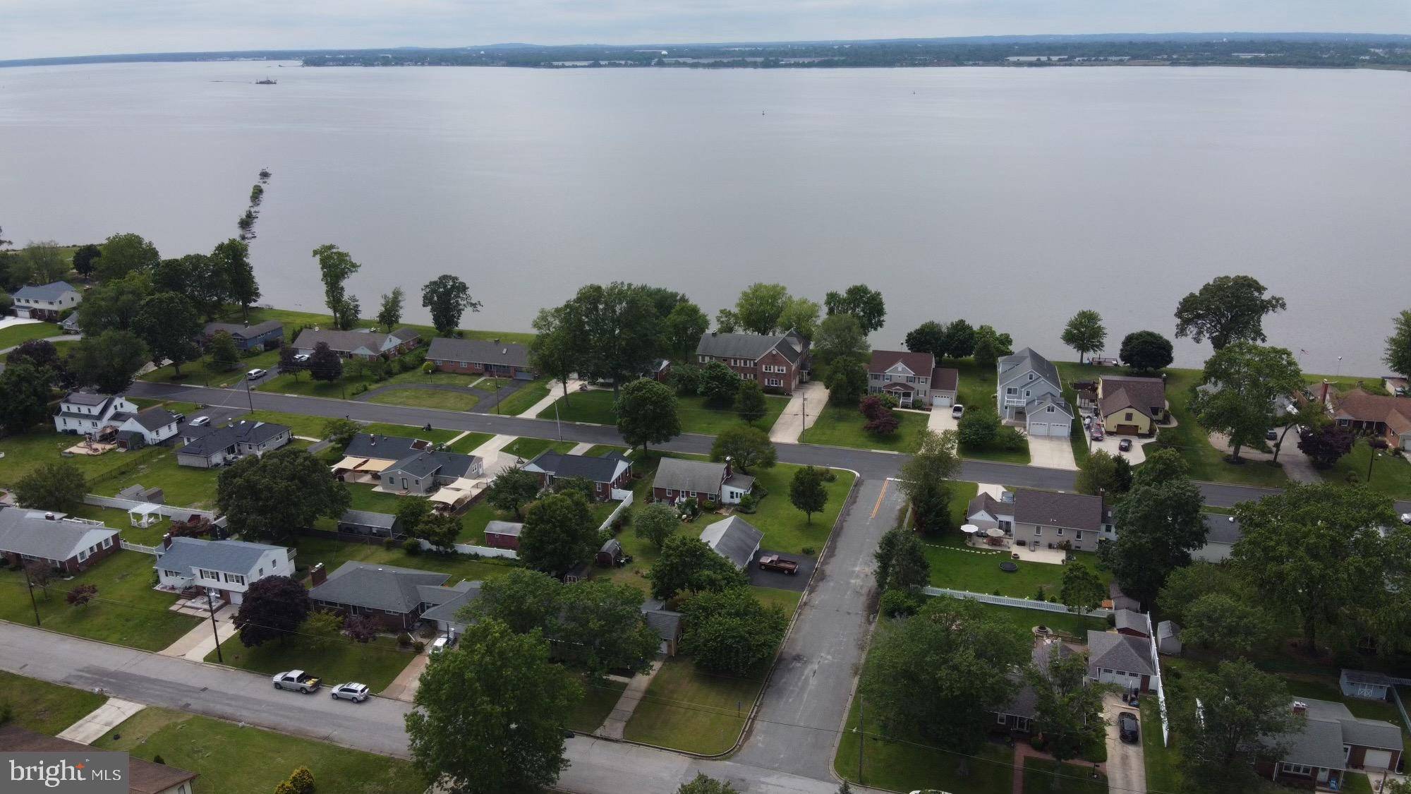 Pennsville, NJ 08070,19 GRACE AVE