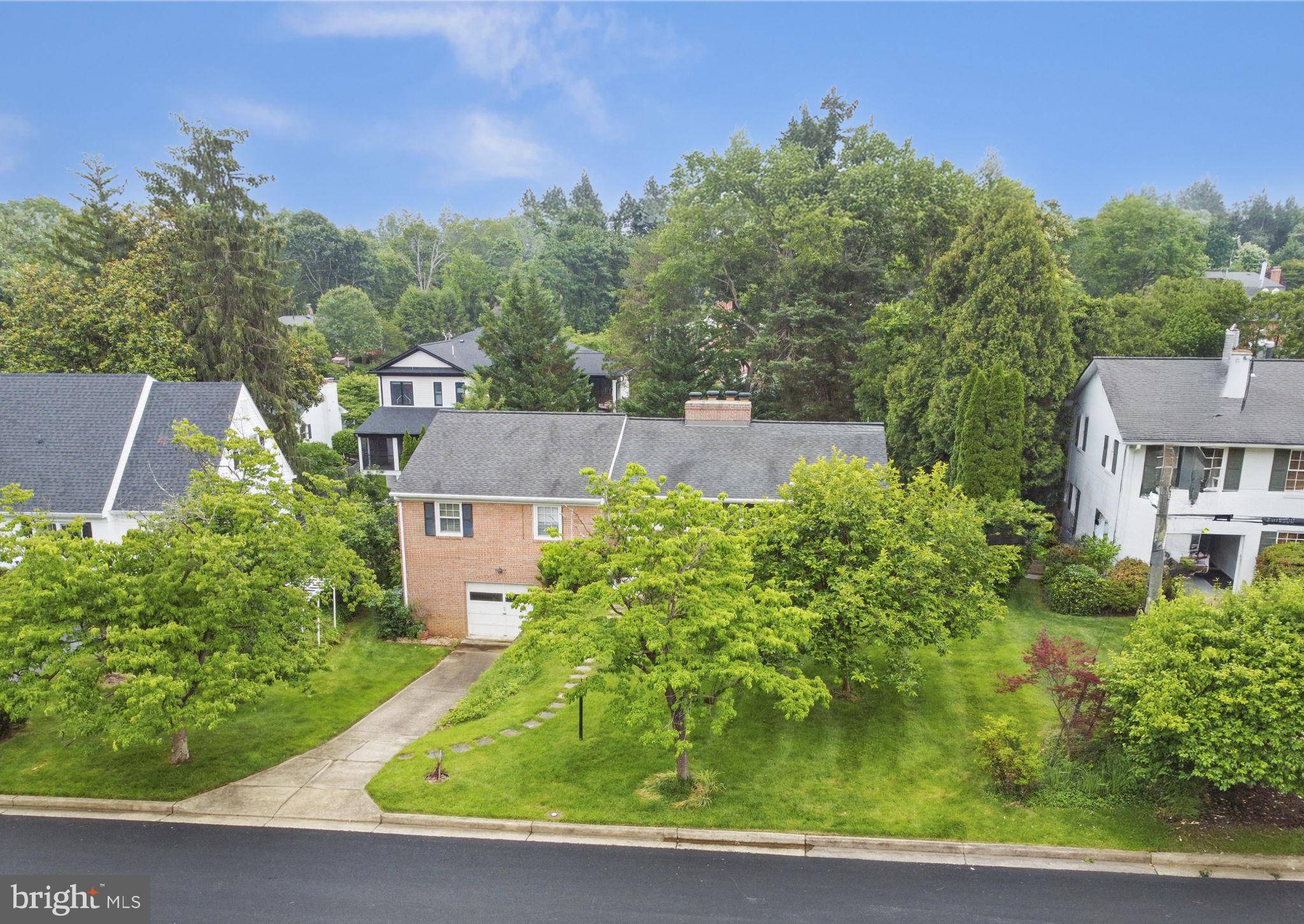 Mclean, VA 22101,6178 HARDY DR