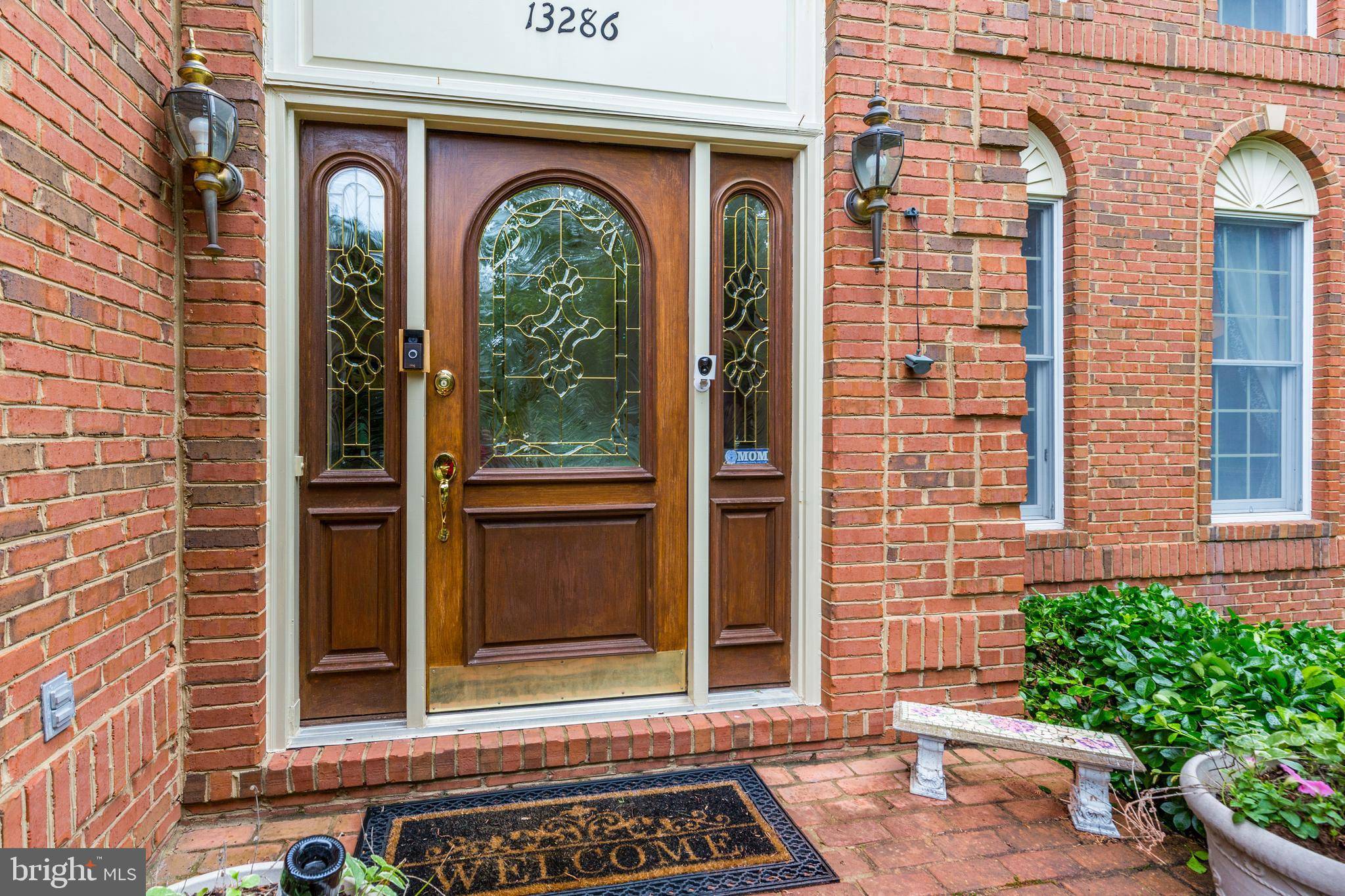 Herndon, VA 20171,13286 HOLLY MEADOW LN