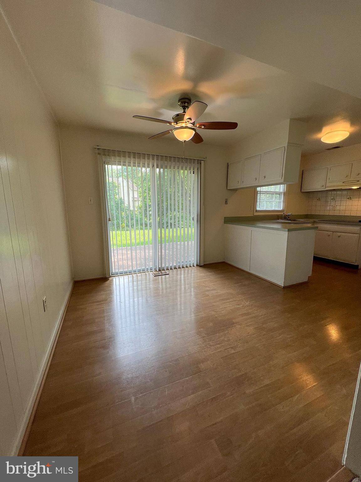 Bowie, MD 20716,16109 PENN MANOR LN