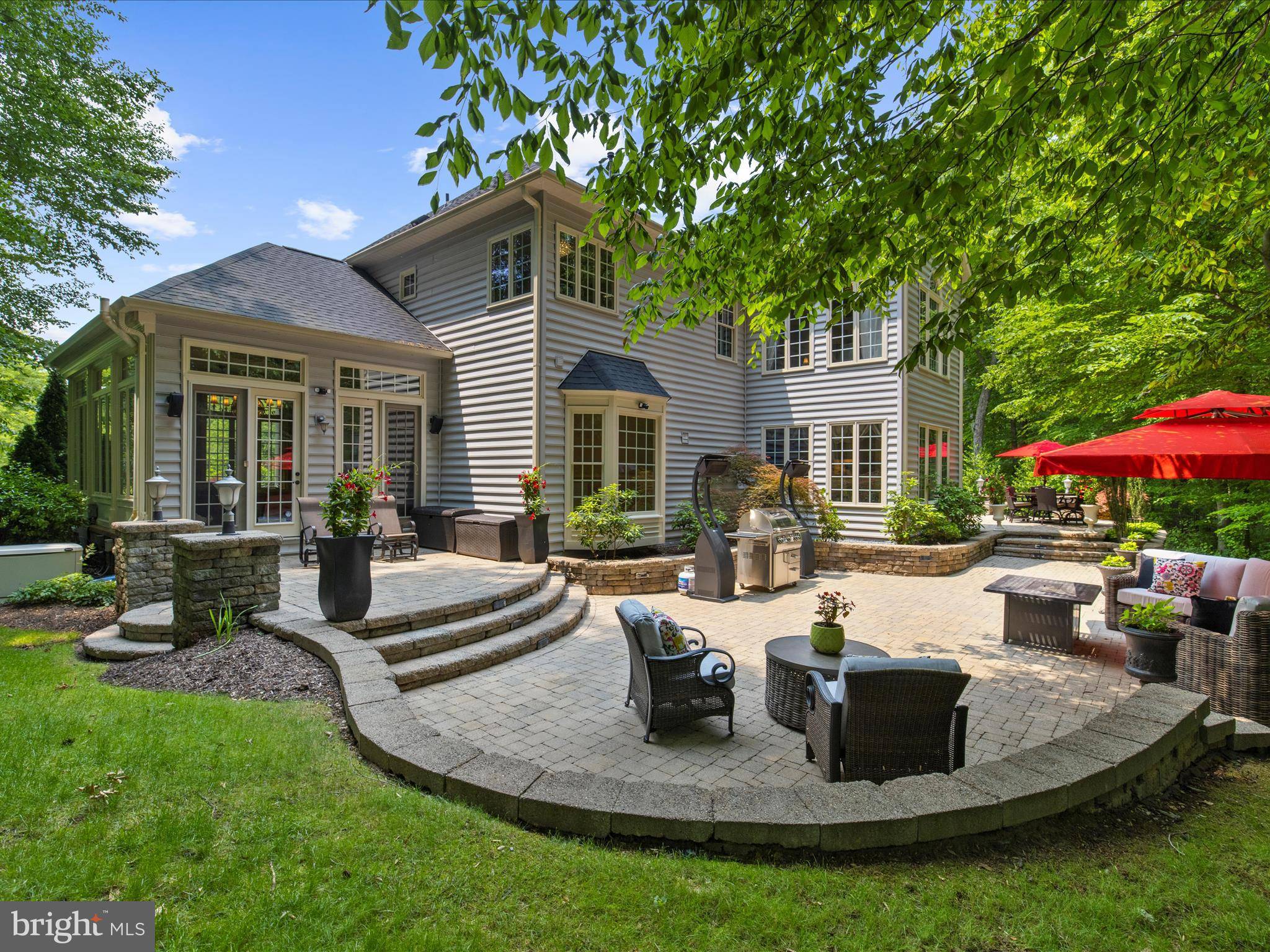 Edgewater, MD 21037,206 MAY LN