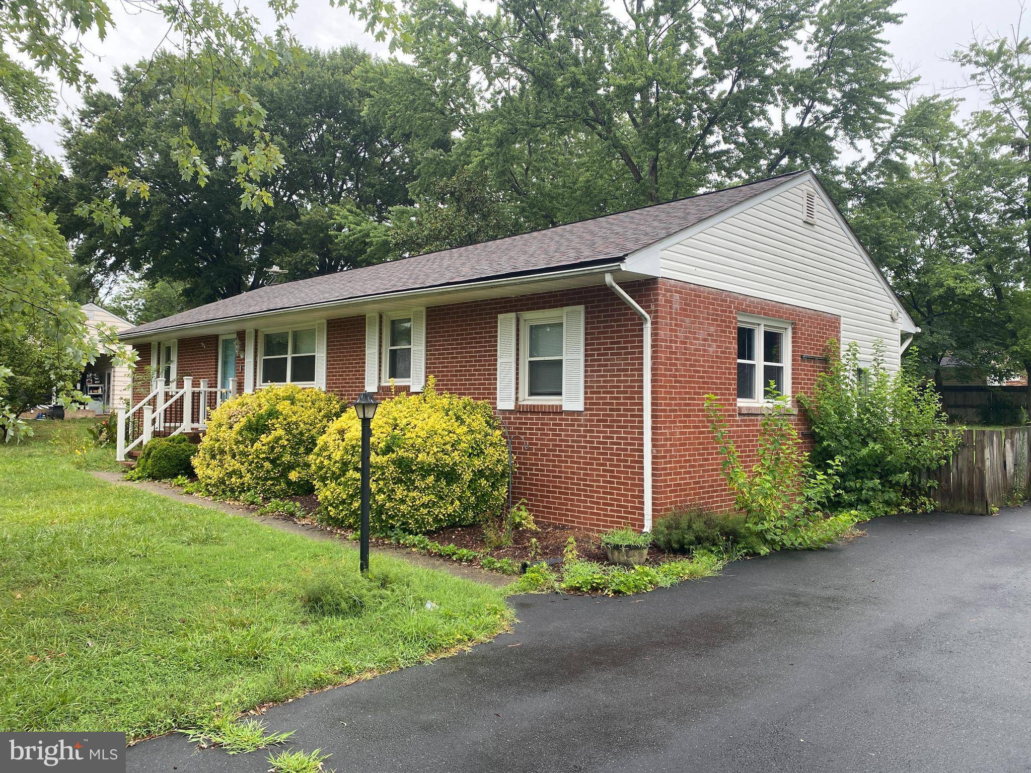 Fredericksburg, VA 22405,802 PAYTON DR