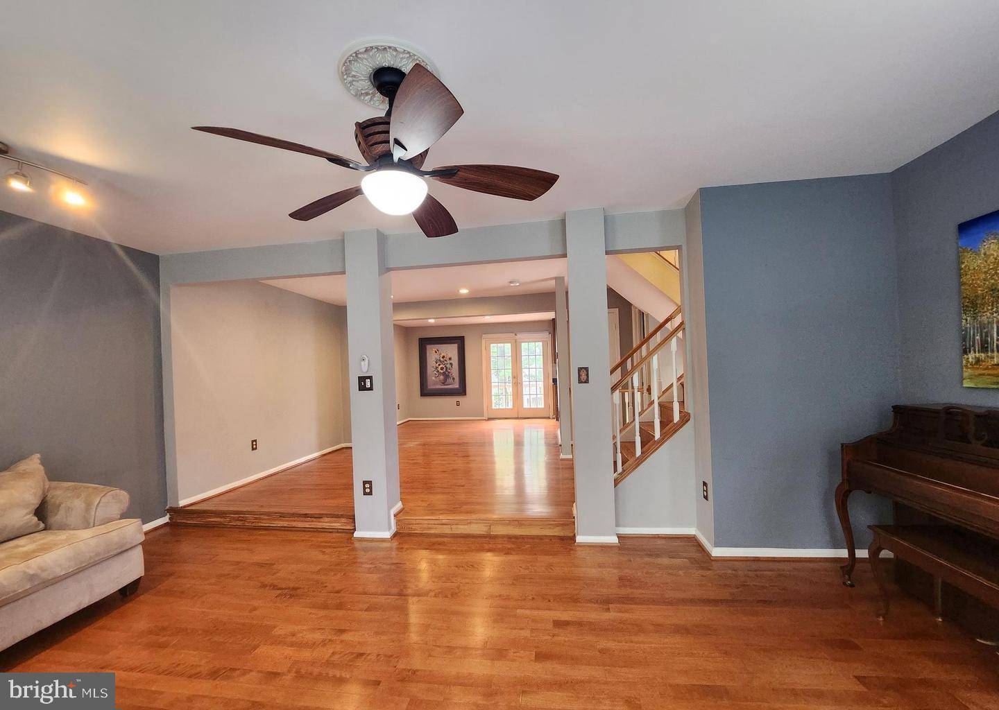 Centreville, VA 20121,13923 MIDDLE CREEK PL