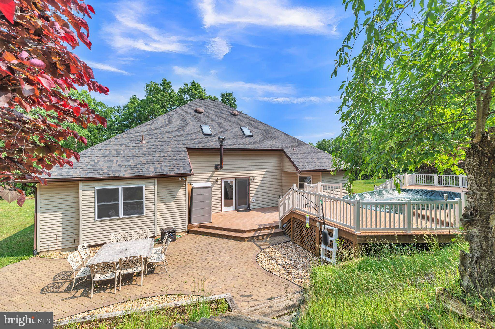 Front Royal, VA 22630,30 WOODED LN