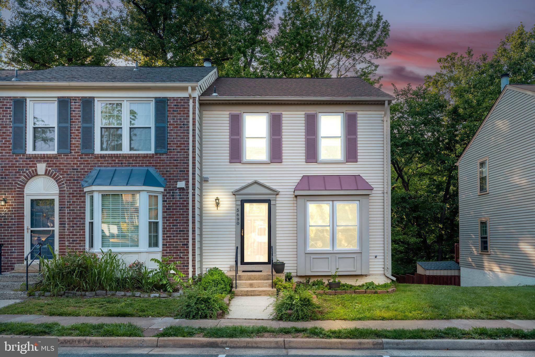 Centreville, VA 20120,5690 CHAPEL RUN CT