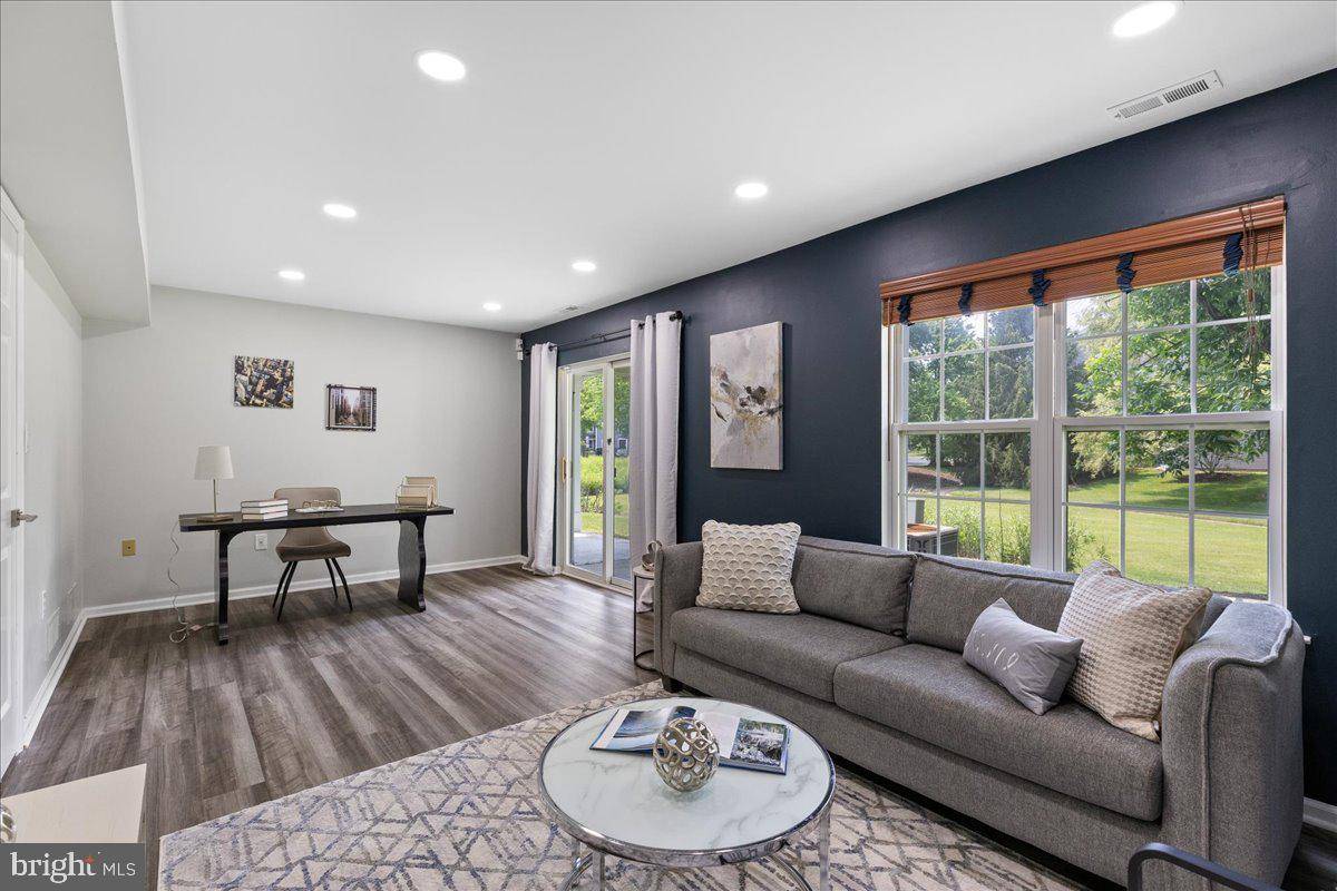 Princeton, NJ 08540,80 W SHREWSBURY PL