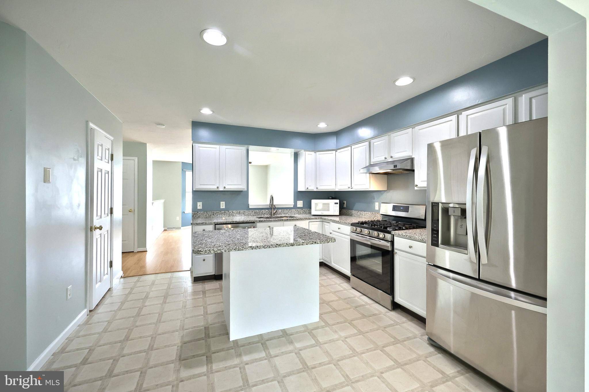 Hanover, PA 17331,130 SARA LN