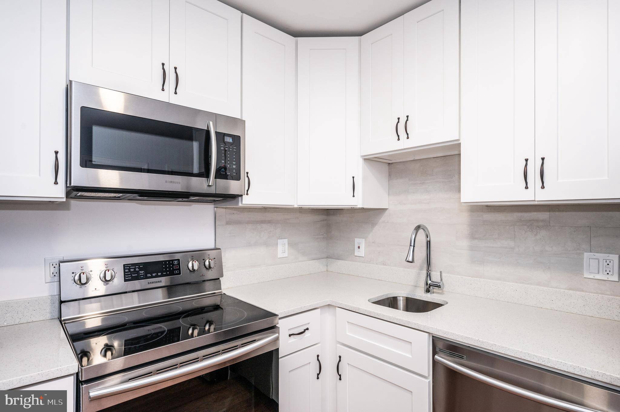 Washington, DC 20001,11 Q ST NW #B
