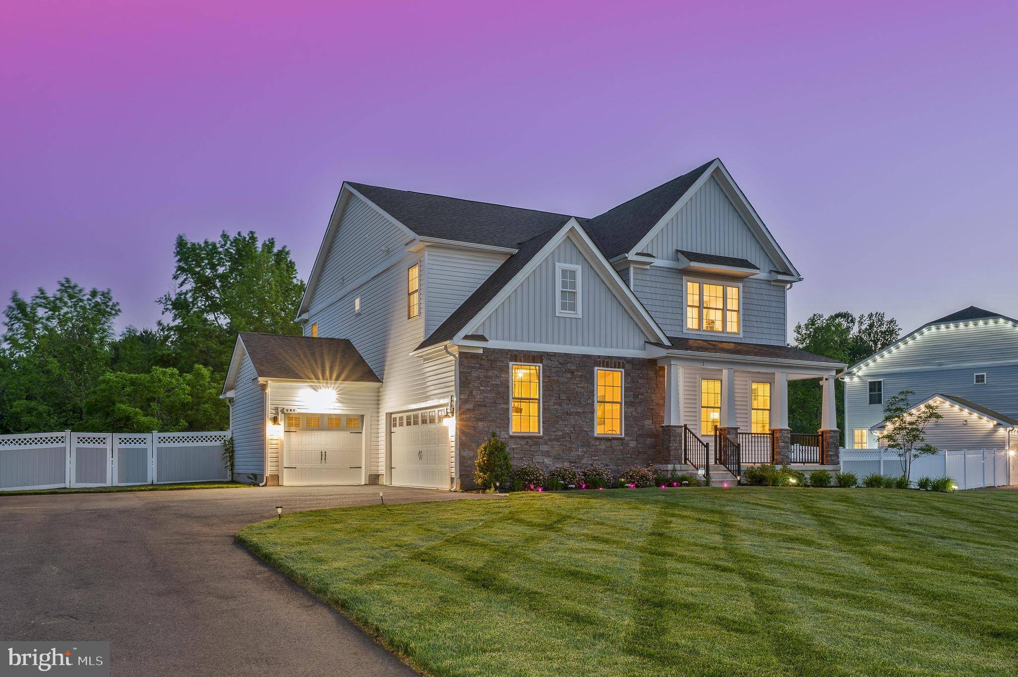Medford, NJ 08055,1 HIDDEN CREEK CT
