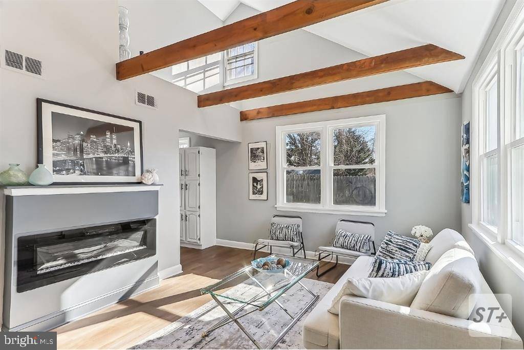 Falls Church, VA 22042,3141 CHEPSTOW LN
