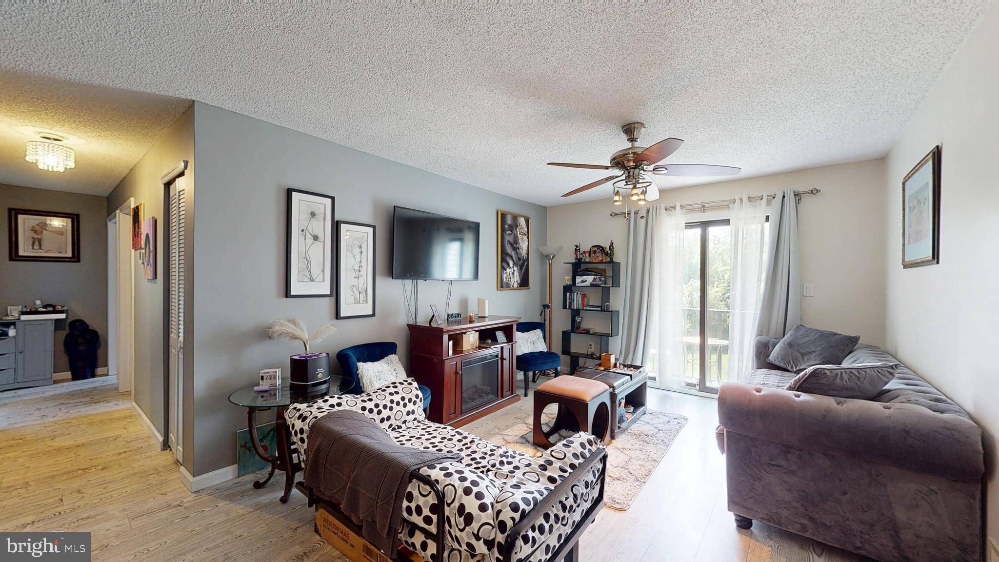 Trenton, NJ 08648,17 POILLON CT