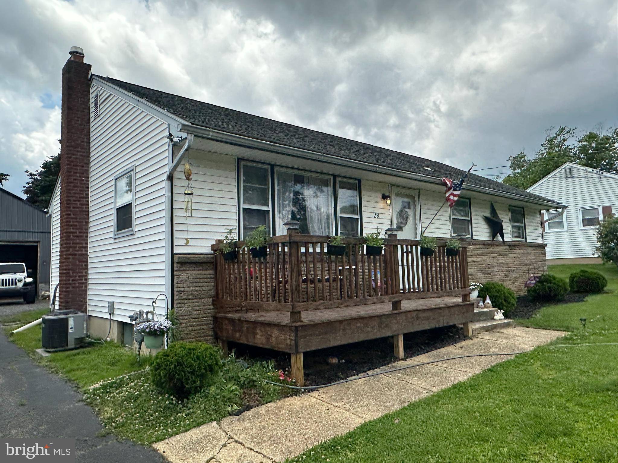Bridgeton, NJ 08302,28 PINEVIEW TER