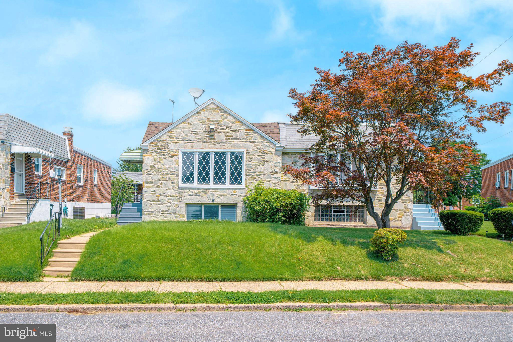 Philadelphia, PA 19152,8847 LISTER ST