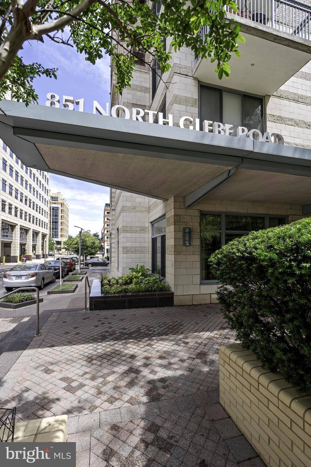 Arlington, VA 22203,851 N GLEBE RD #1103
