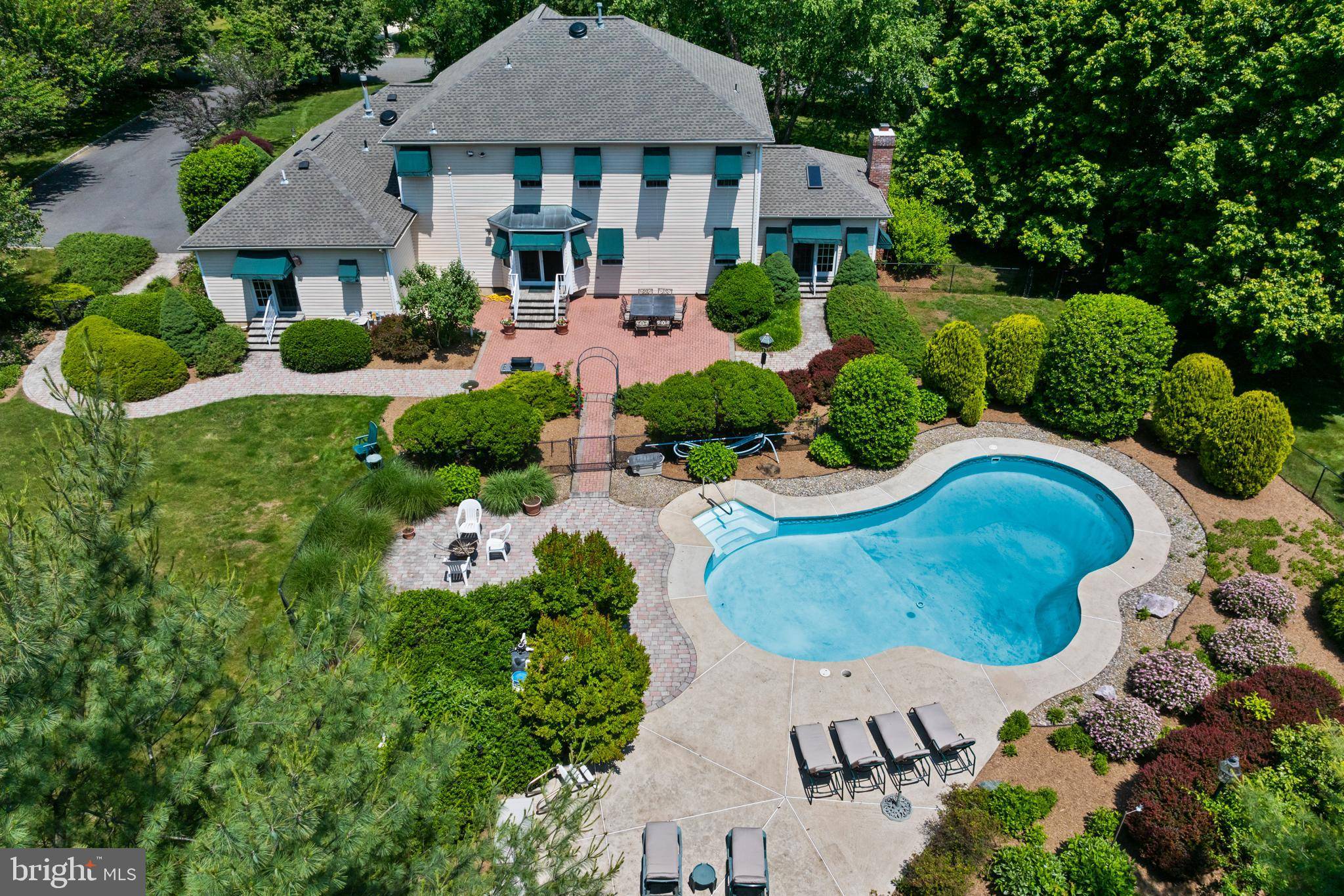 Allentown, NJ 08501,1 YEGER DR