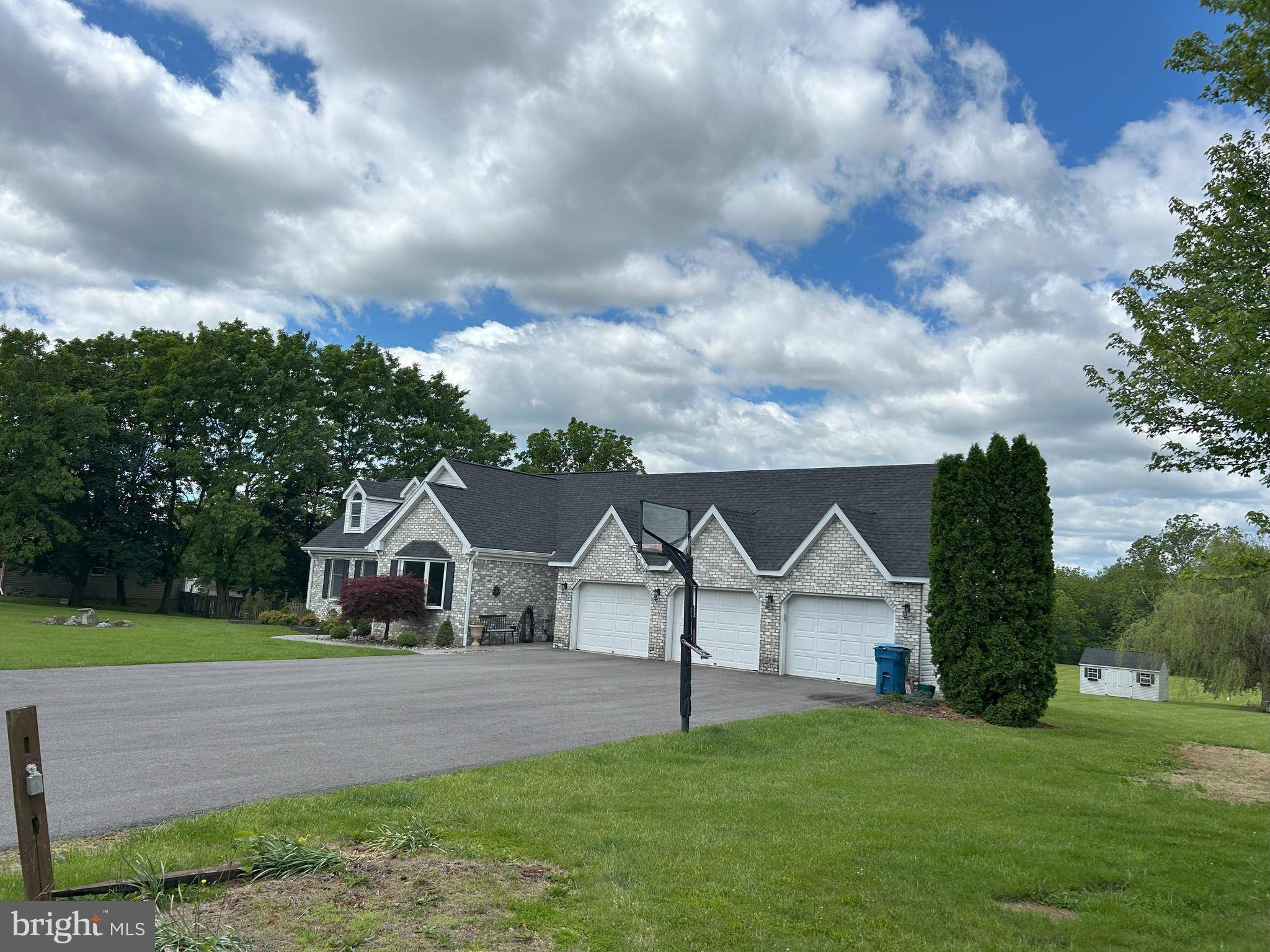 Boonsboro, MD 21713,8116 ARCADIA LN