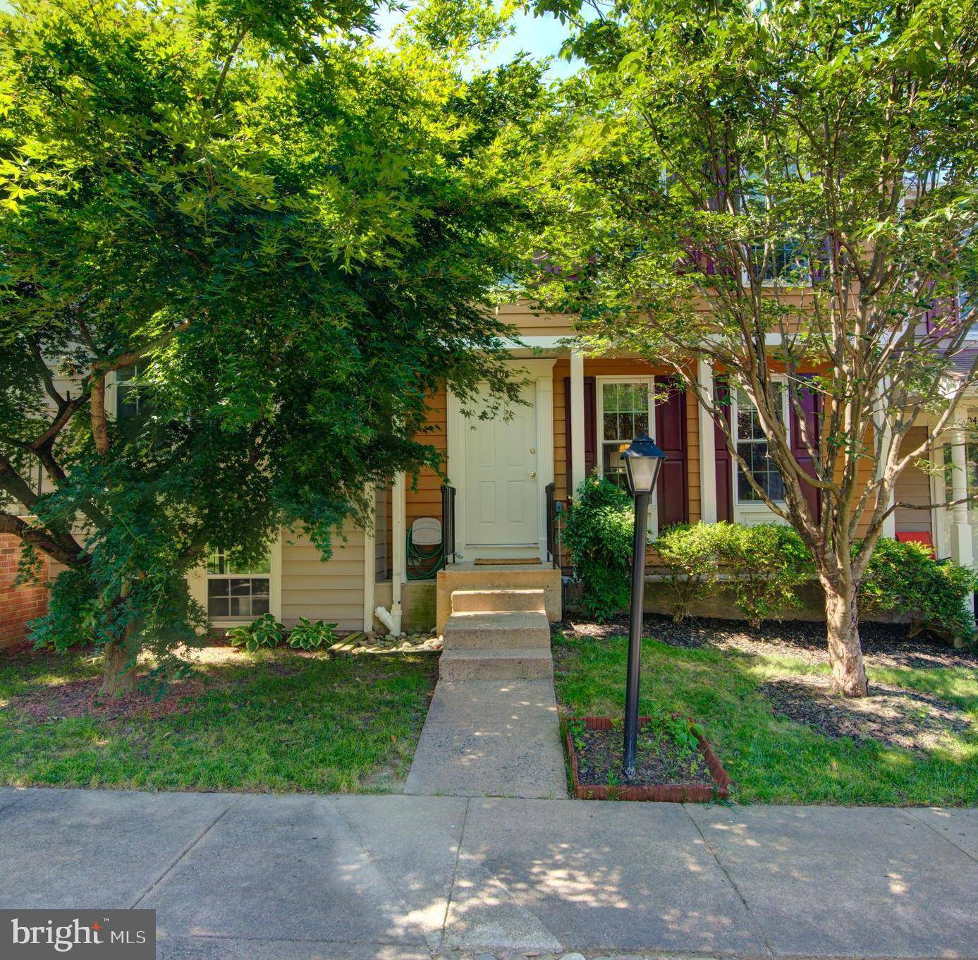 Reston, VA 20194,1506 AUTUMN RIDGE CIR