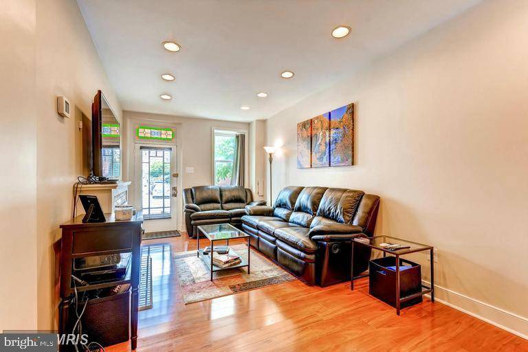 Baltimore, MD 21231,608 S WASHINGTON ST