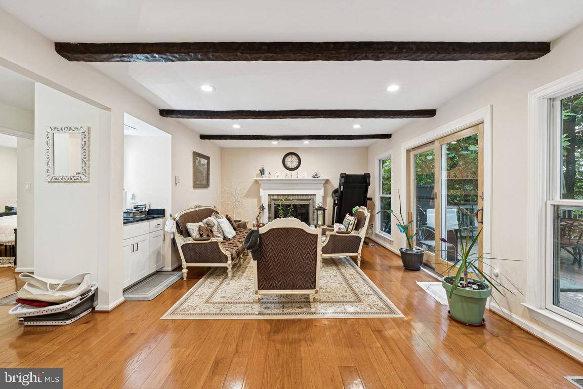 Mclean, VA 22101,6625 WEATHEFORD CT