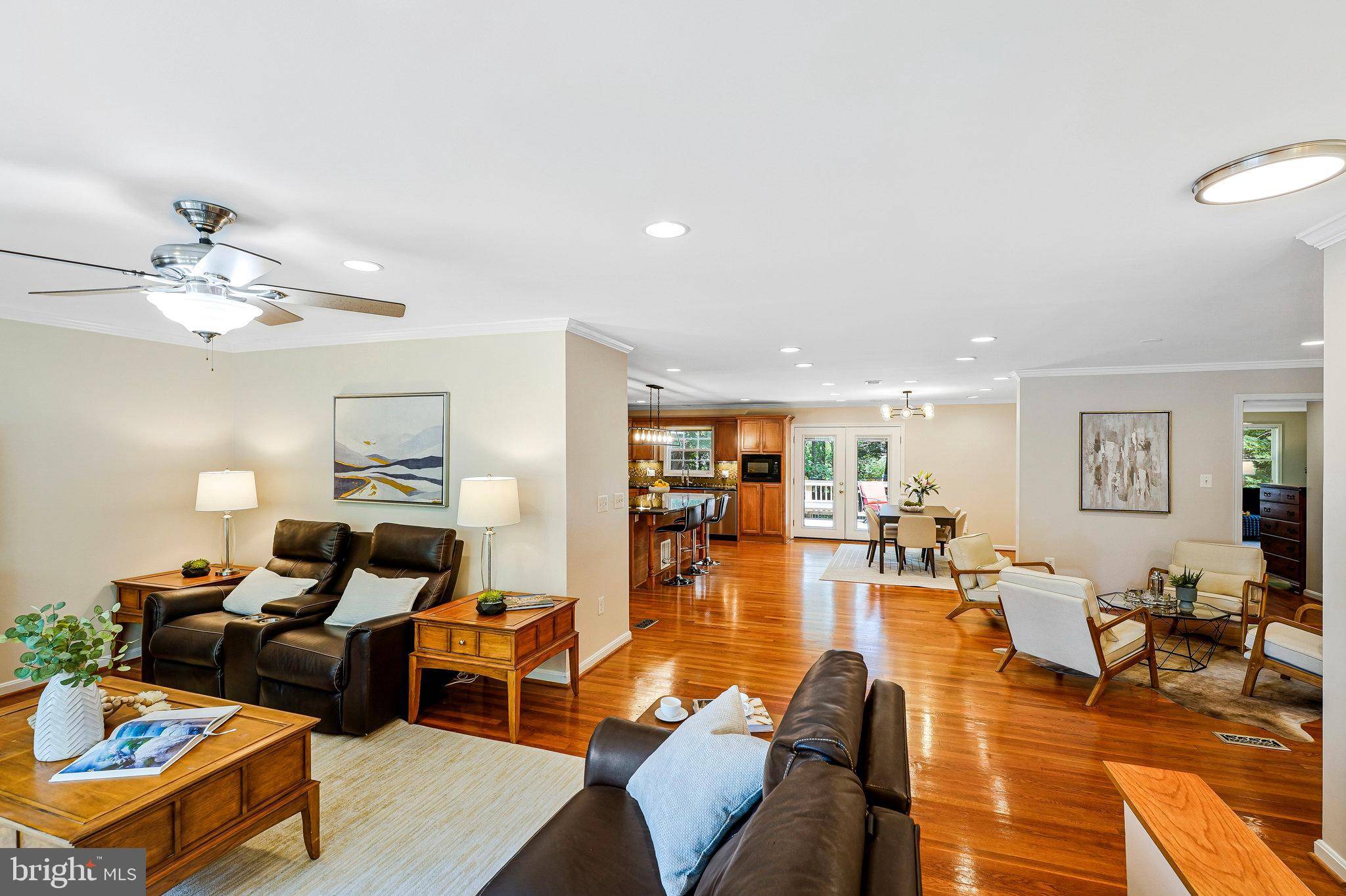Vienna, VA 22180,106 YEONAS DR SE
